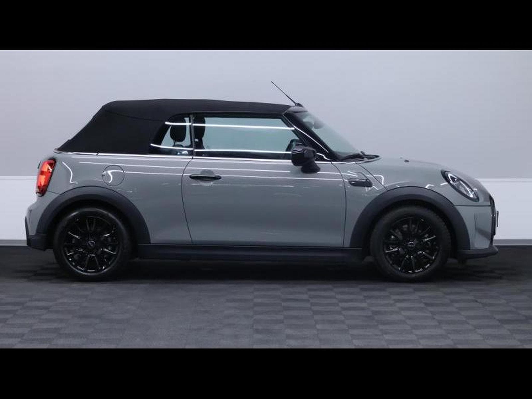MINI Cooper cabriolet 136cv steptronic (2021) - Photo 12