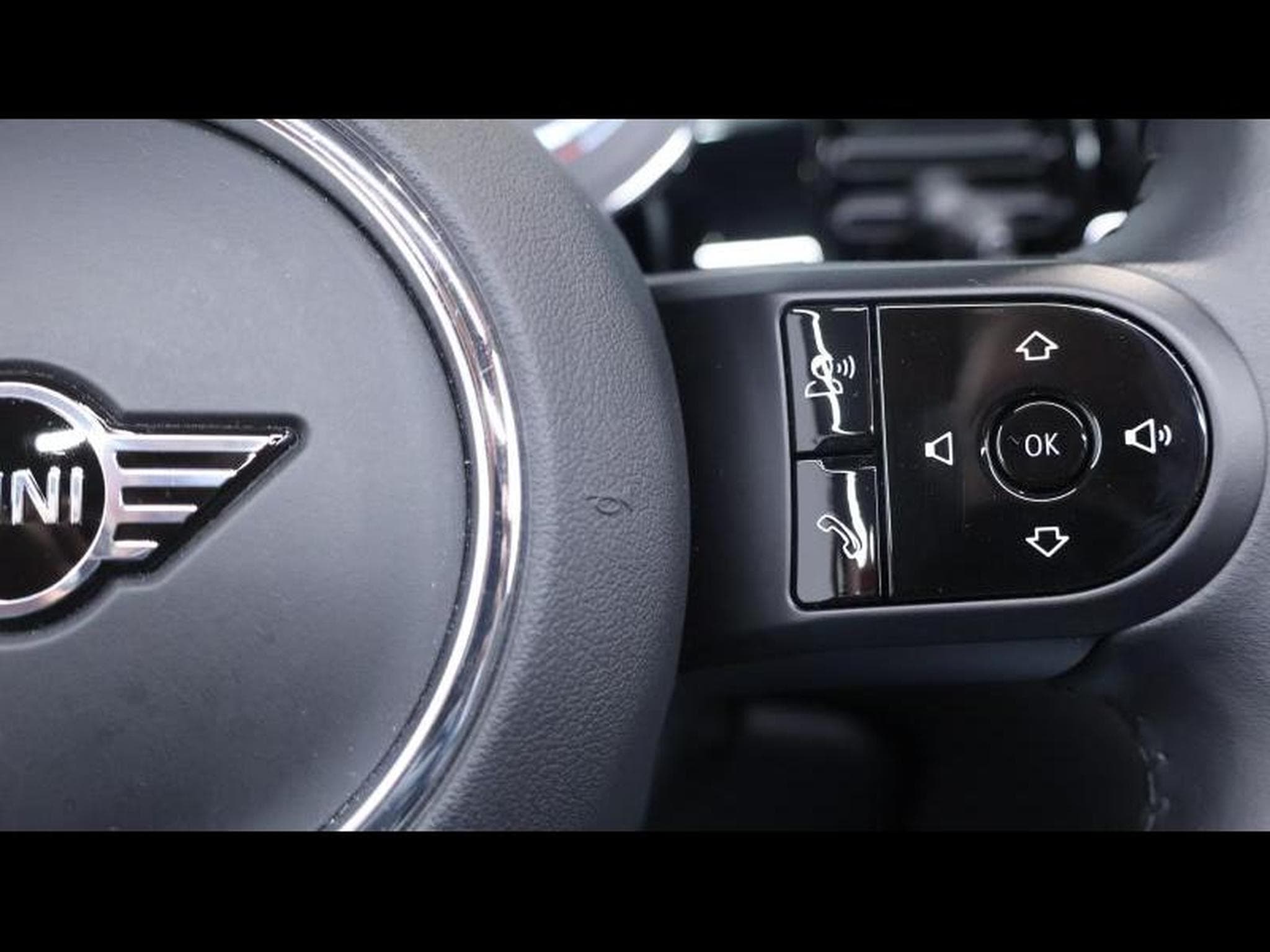 MINI Cooper cabriolet 136cv steptronic (2021) - Photo 36