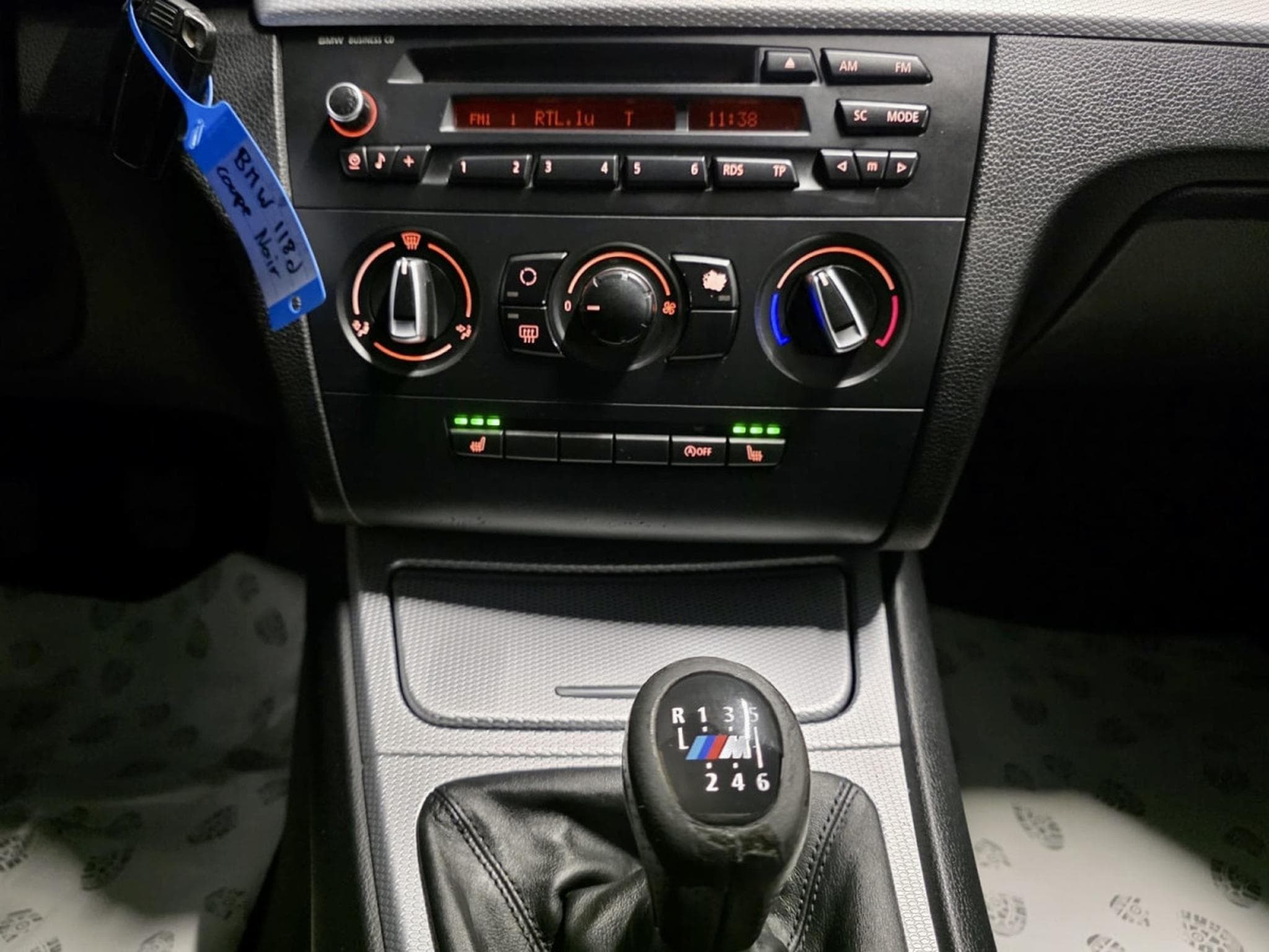 BMW 118 D COUPE M SPORT PAKET BI-XENON (2011) - Foto 8