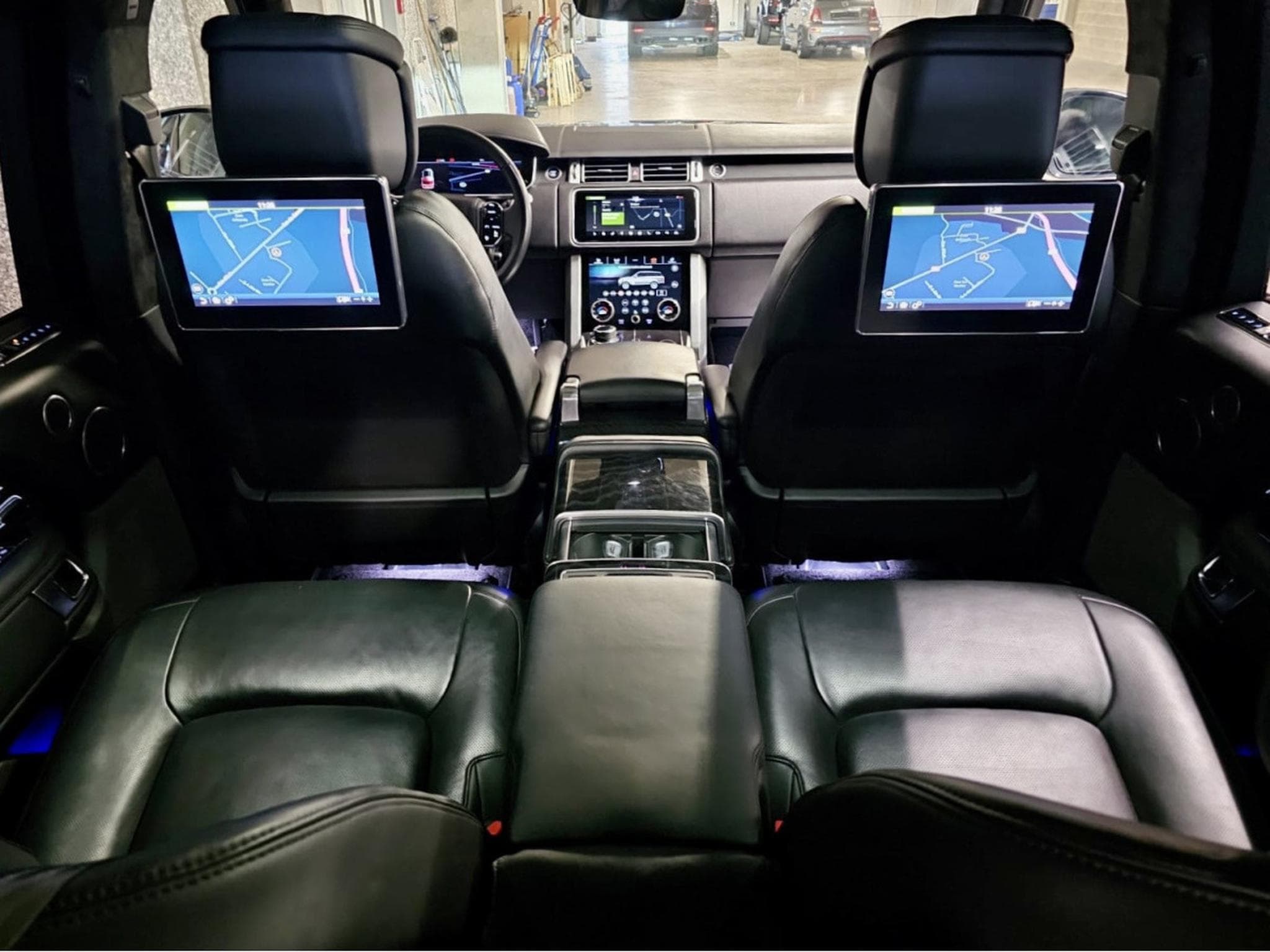 Land-Rover Range Rover 4.4 SDV8 VOGUE AUTOBIOGRAPHY FULL OPTIONS (2018) - Foto 9
