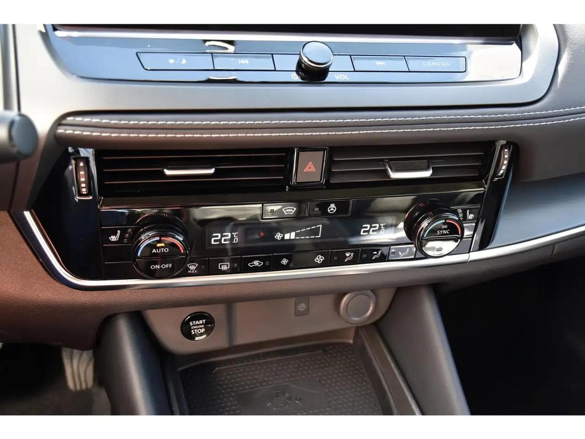 Nissan Qashqai (2025) - Foto 18