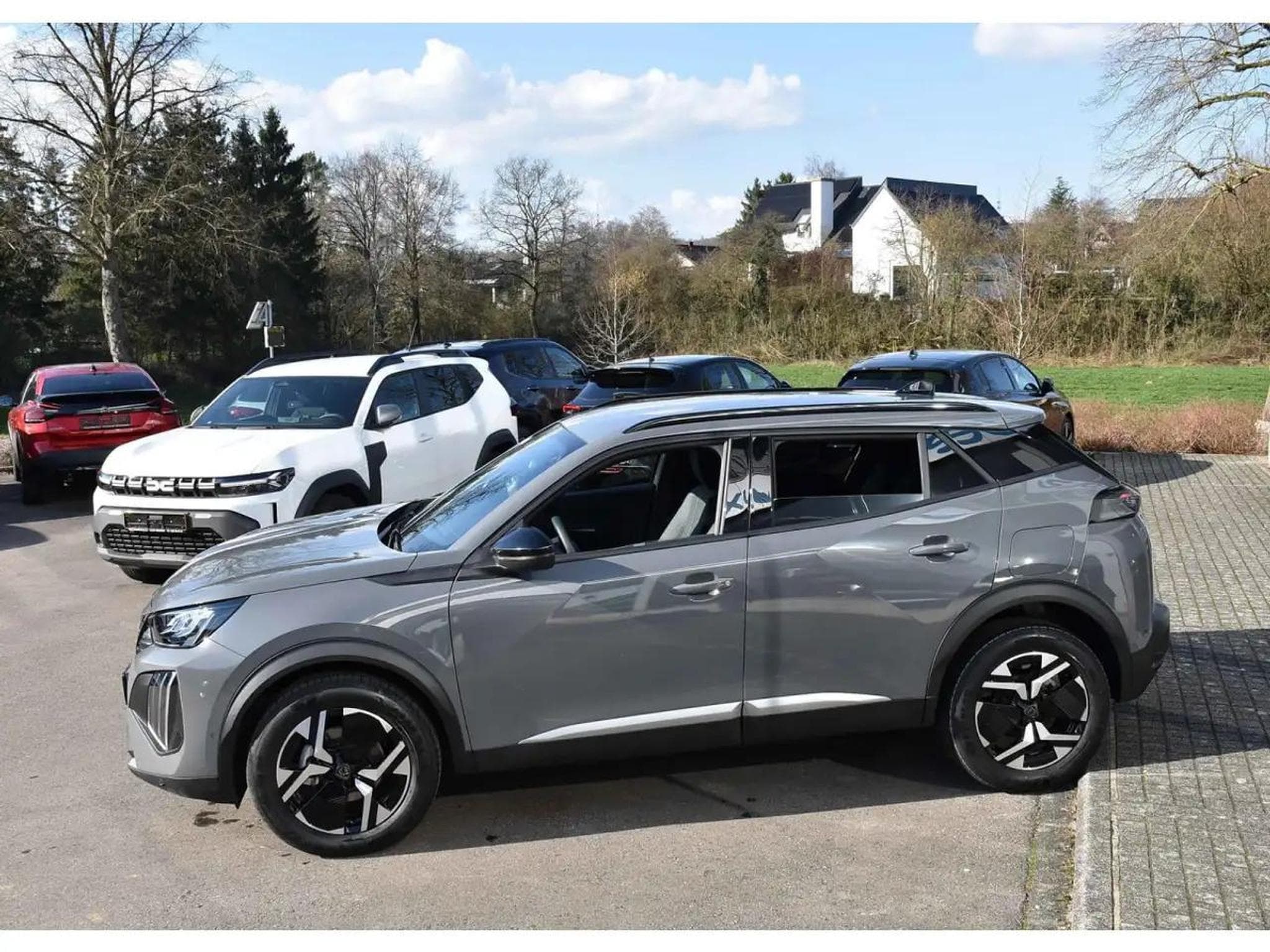 Peugeot 2008 (2025) - Photo 3