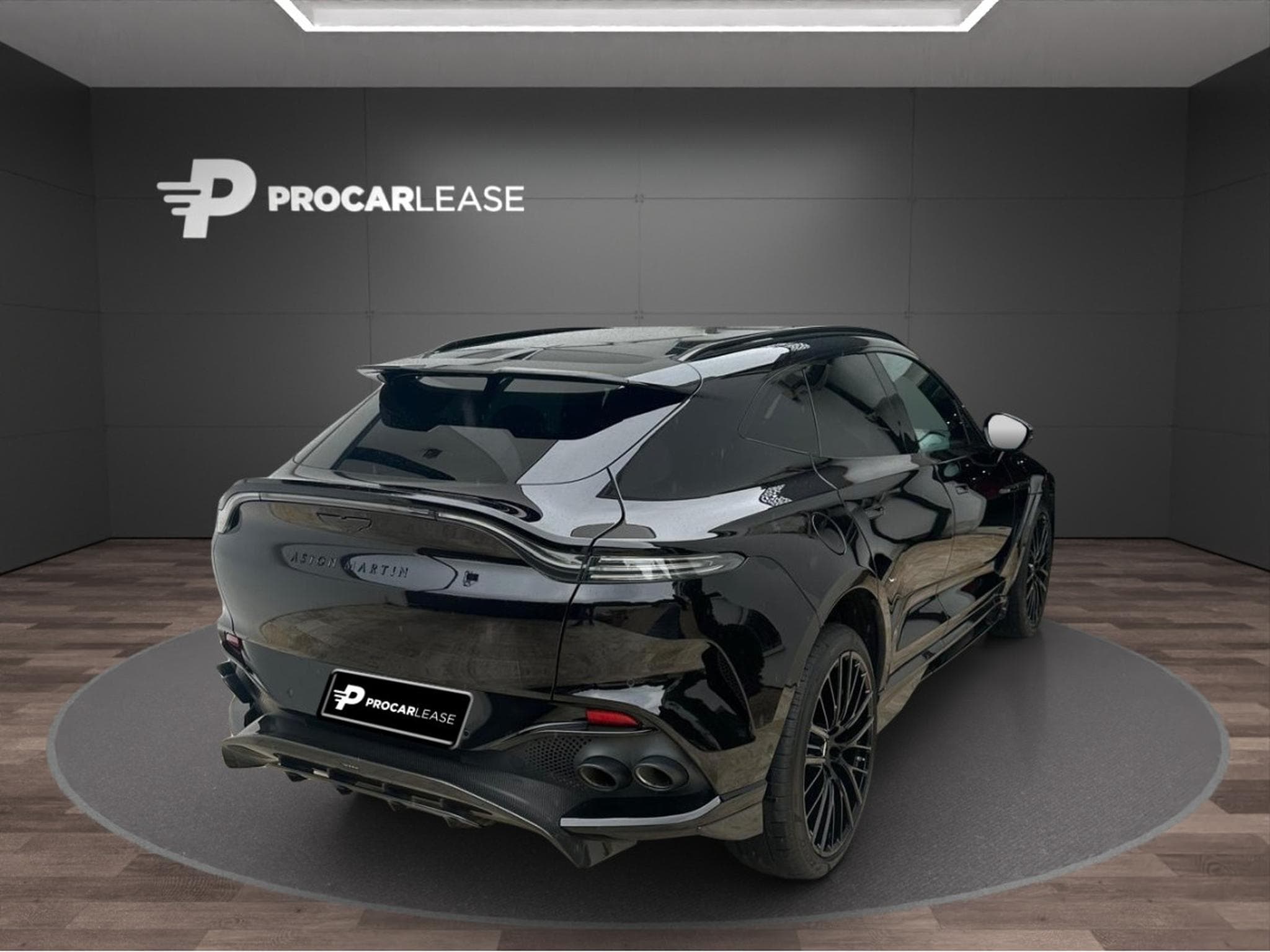Aston-Martin DBX DBX 707 V8 4x4 / FULL CARBON (2023) - Foto 3