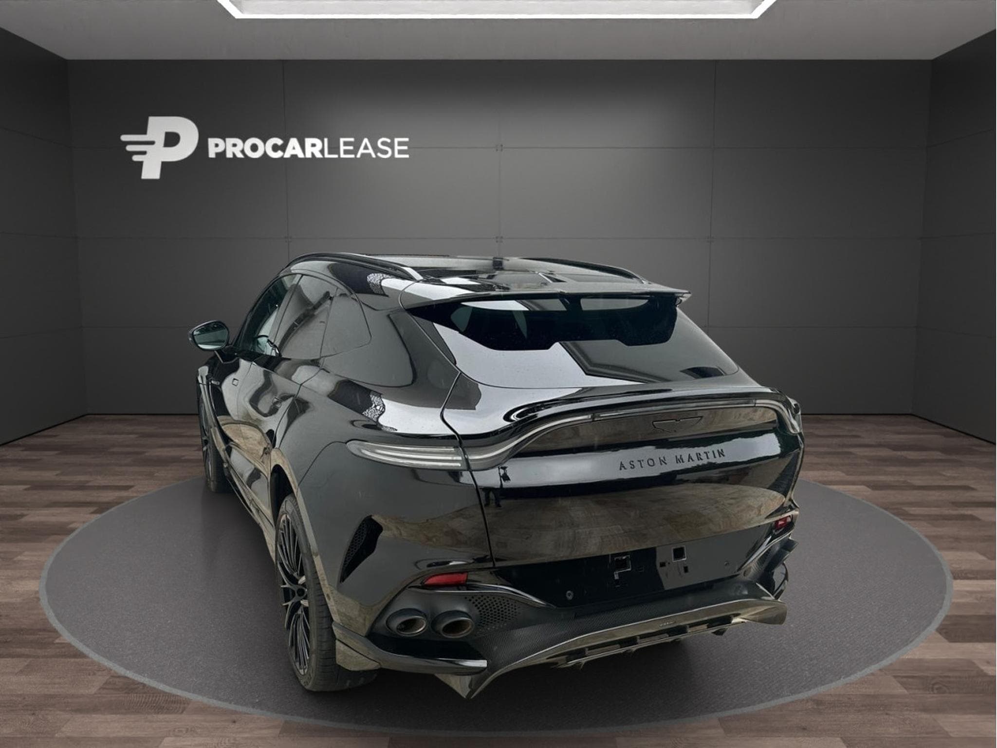 Aston-Martin DBX DBX 707 V8 4x4 / FULL CARBON (2023) - Foto 4