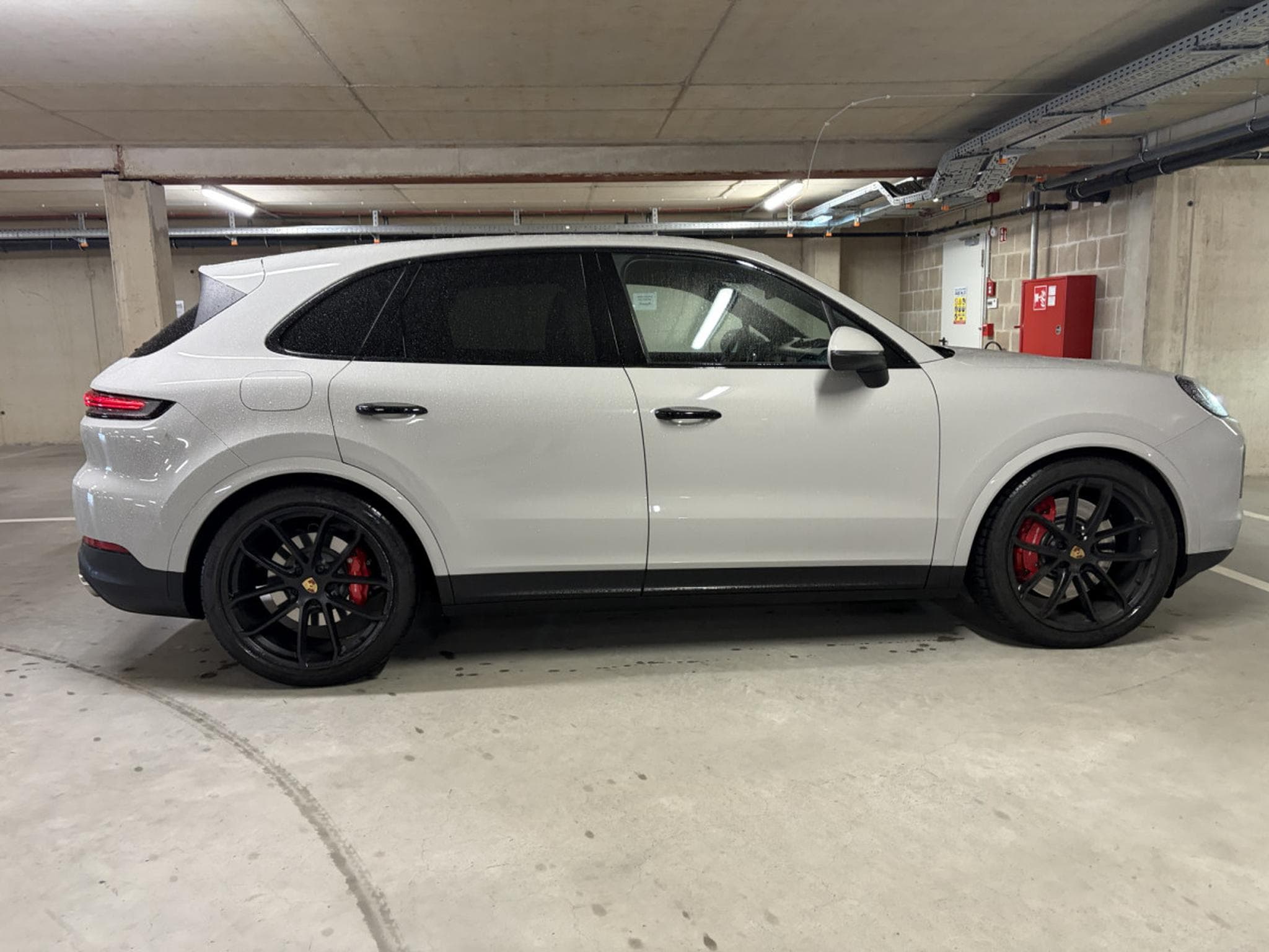 Porsche Cayenne S 4.0 441/ BI-COLOR/ CARBON/ (2023) - Foto 11
