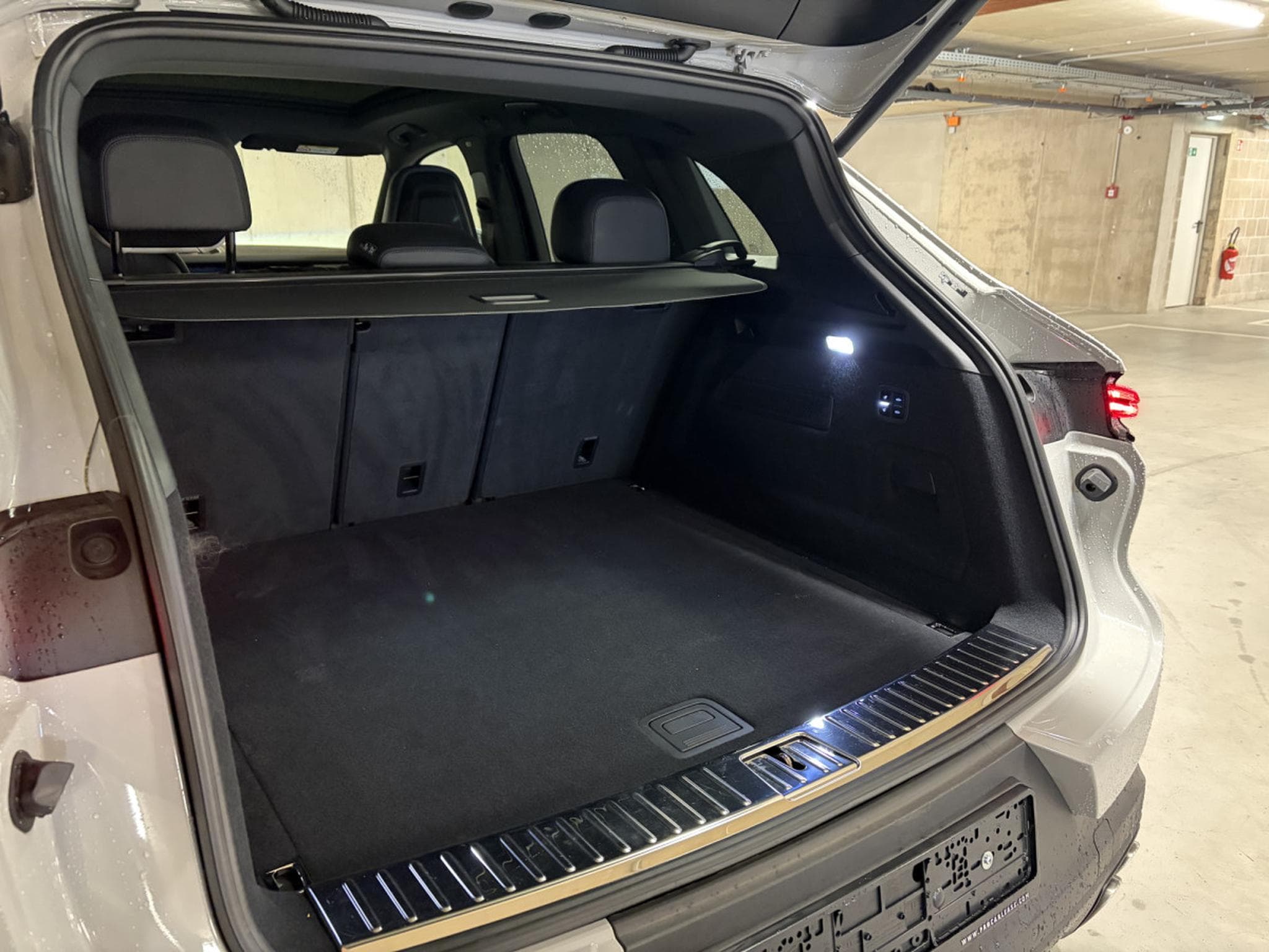 Porsche Cayenne S 4.0 441/ BI-COLOR/ CARBON/ (2023) - Foto 12