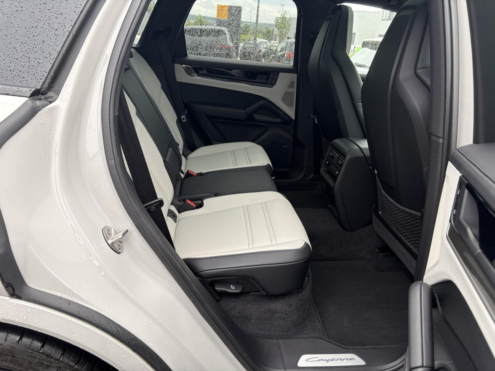 Porsche Cayenne S 4.0 441/ BI-COLOR/ CARBON/ (2023) - Foto 14