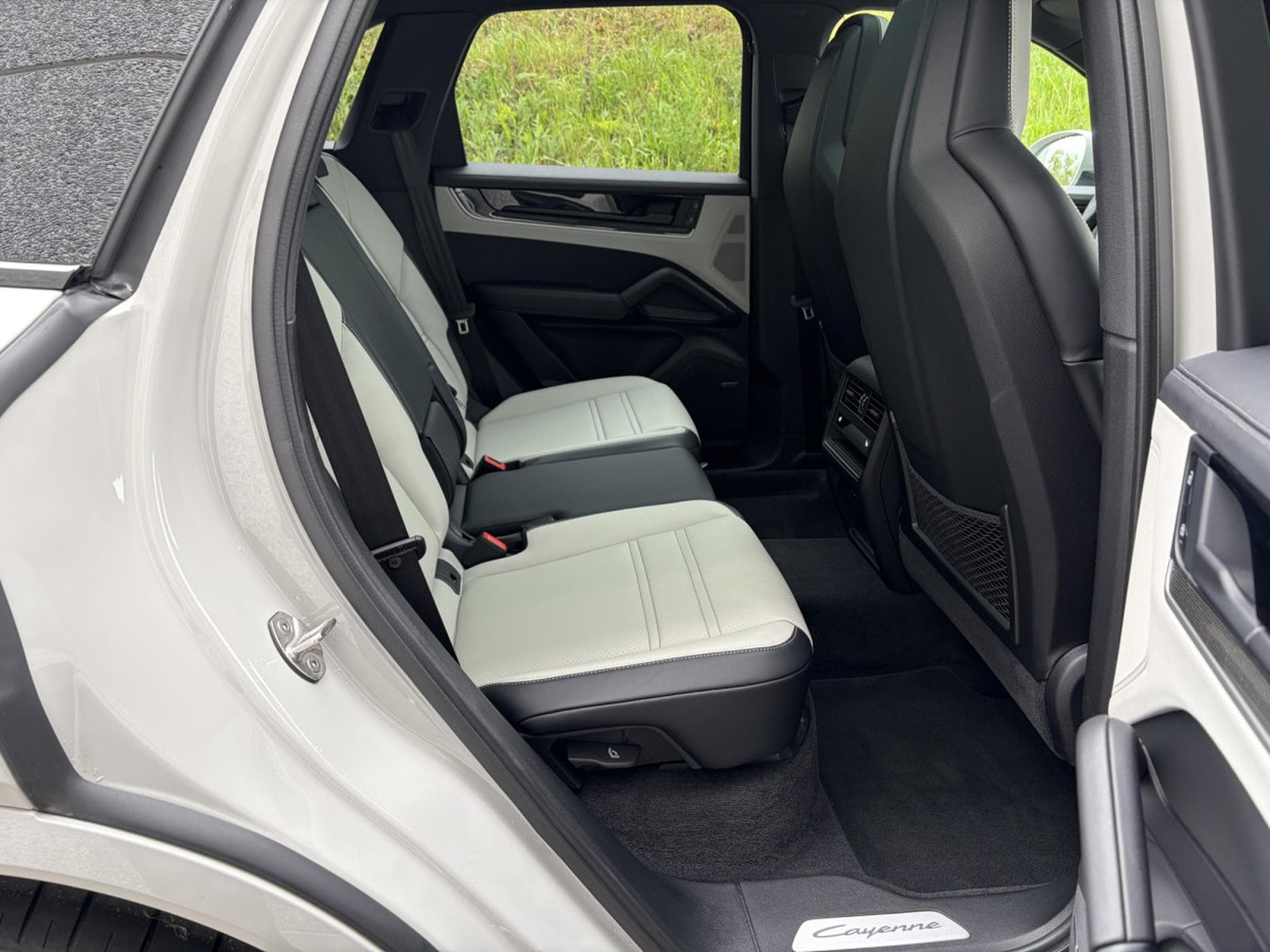 Porsche Cayenne S 4.0 441/ BI-COLOR/ CARBON/ (2023) - Foto 19