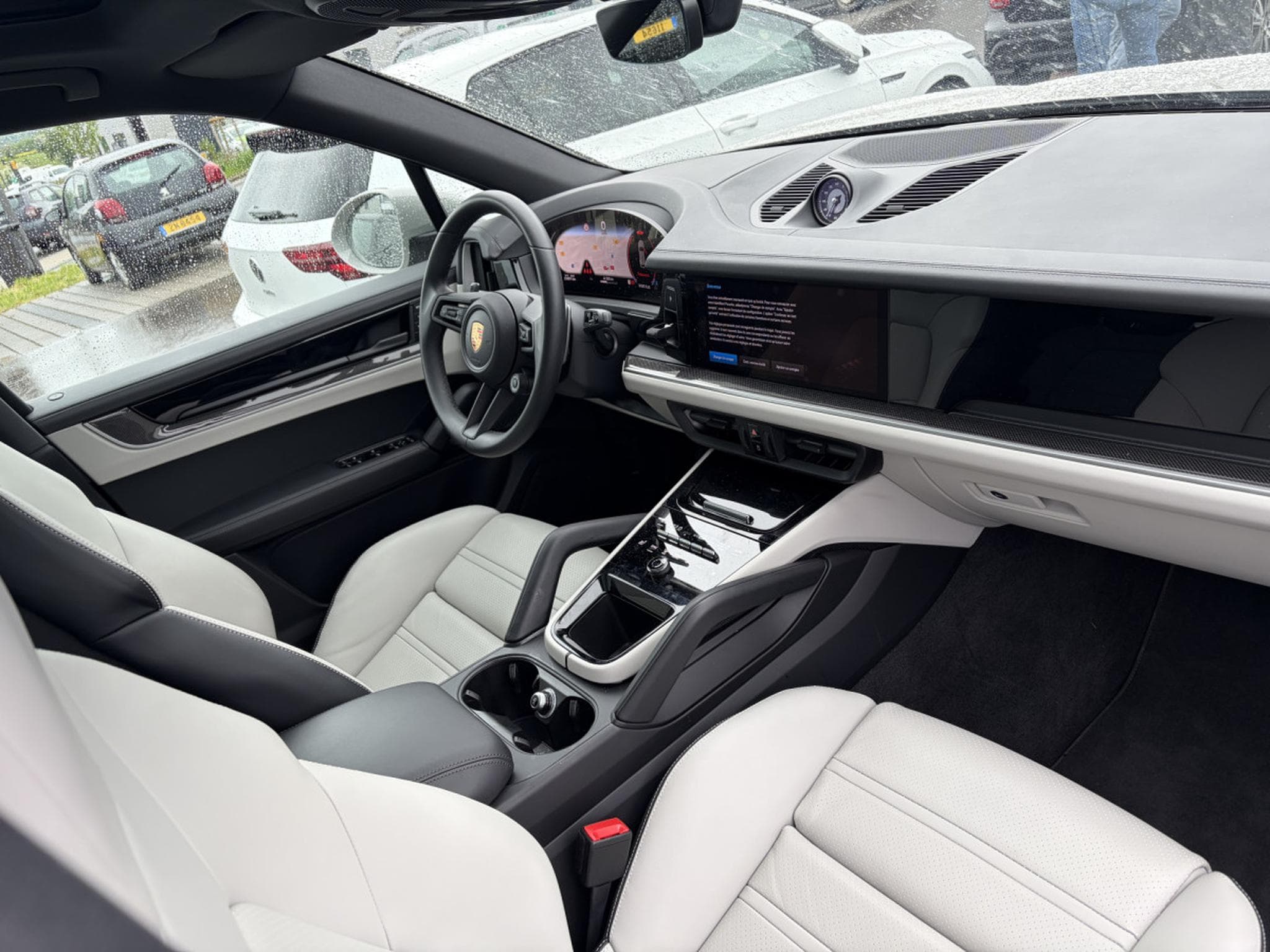 Porsche Cayenne S 4.0 441/ BI-COLOR/ CARBON/ (2023) - Foto 5