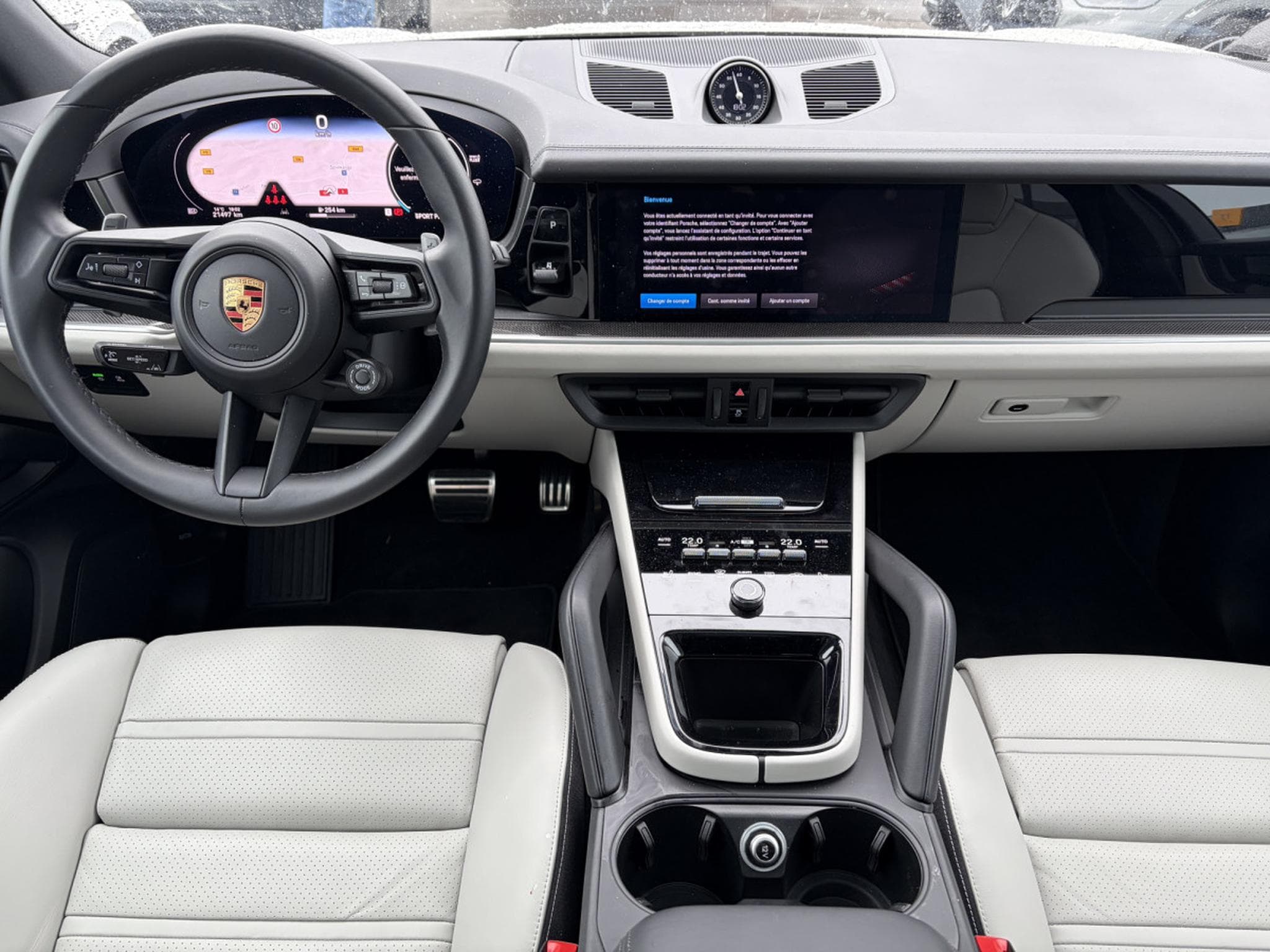 Porsche Cayenne S 4.0 441/ BI-COLOR/ CARBON/ (2023) - Foto 9