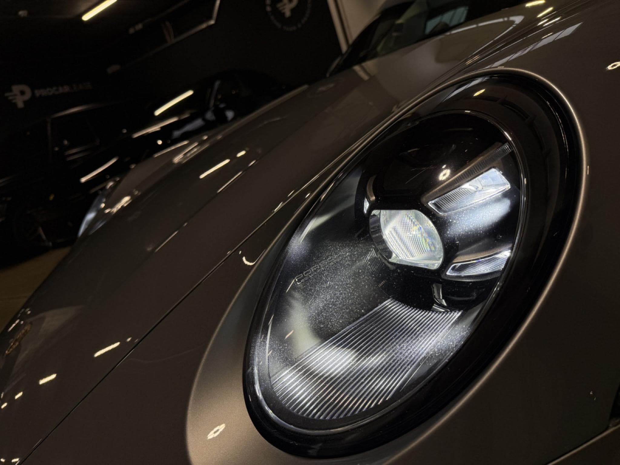 Porsche 911 911 TURBO S/ PDCC/PCCB/PDLS+/PASM/PTV PLUS (2020) - Foto 17