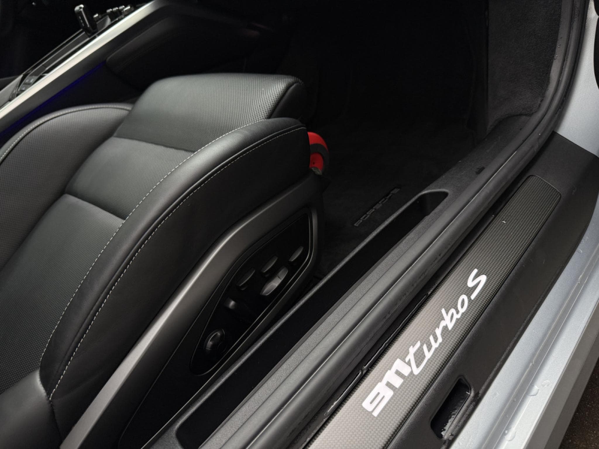 Porsche 911 911 TURBO S/ PDCC/PCCB/PDLS+/PASM/PTV PLUS (2020) - Foto 19