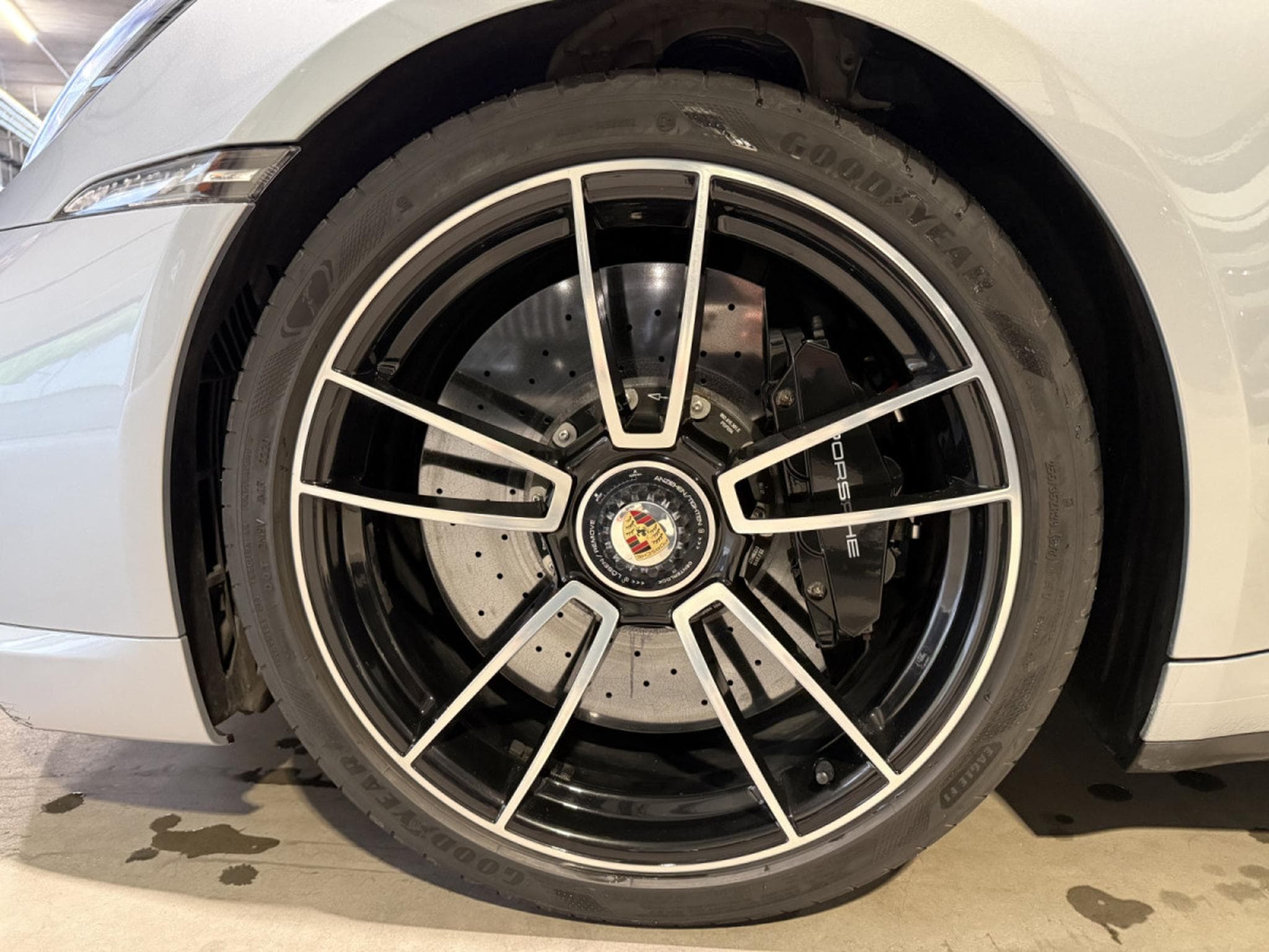 Porsche 911 911 TURBO S/ PDCC/PCCB/PDLS+/PASM/PTV PLUS (2020) - Foto 21