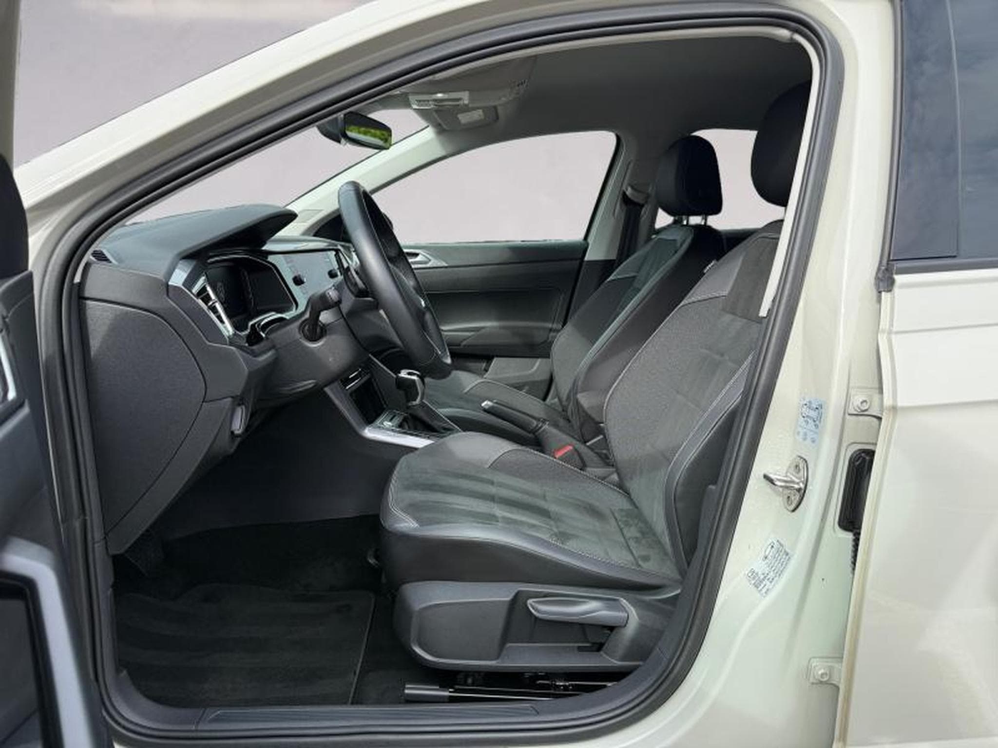 VW Taigo Taigo Style (2023) - Photo 9