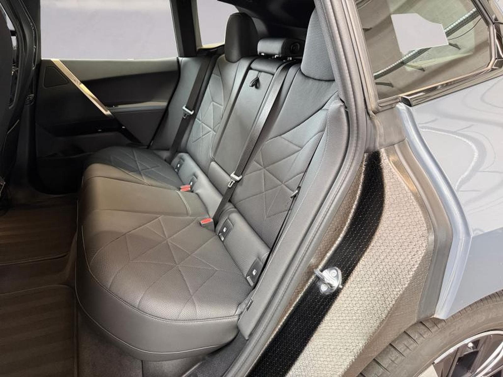 BMW iX iX xDrive40 (2022) - Photo 14