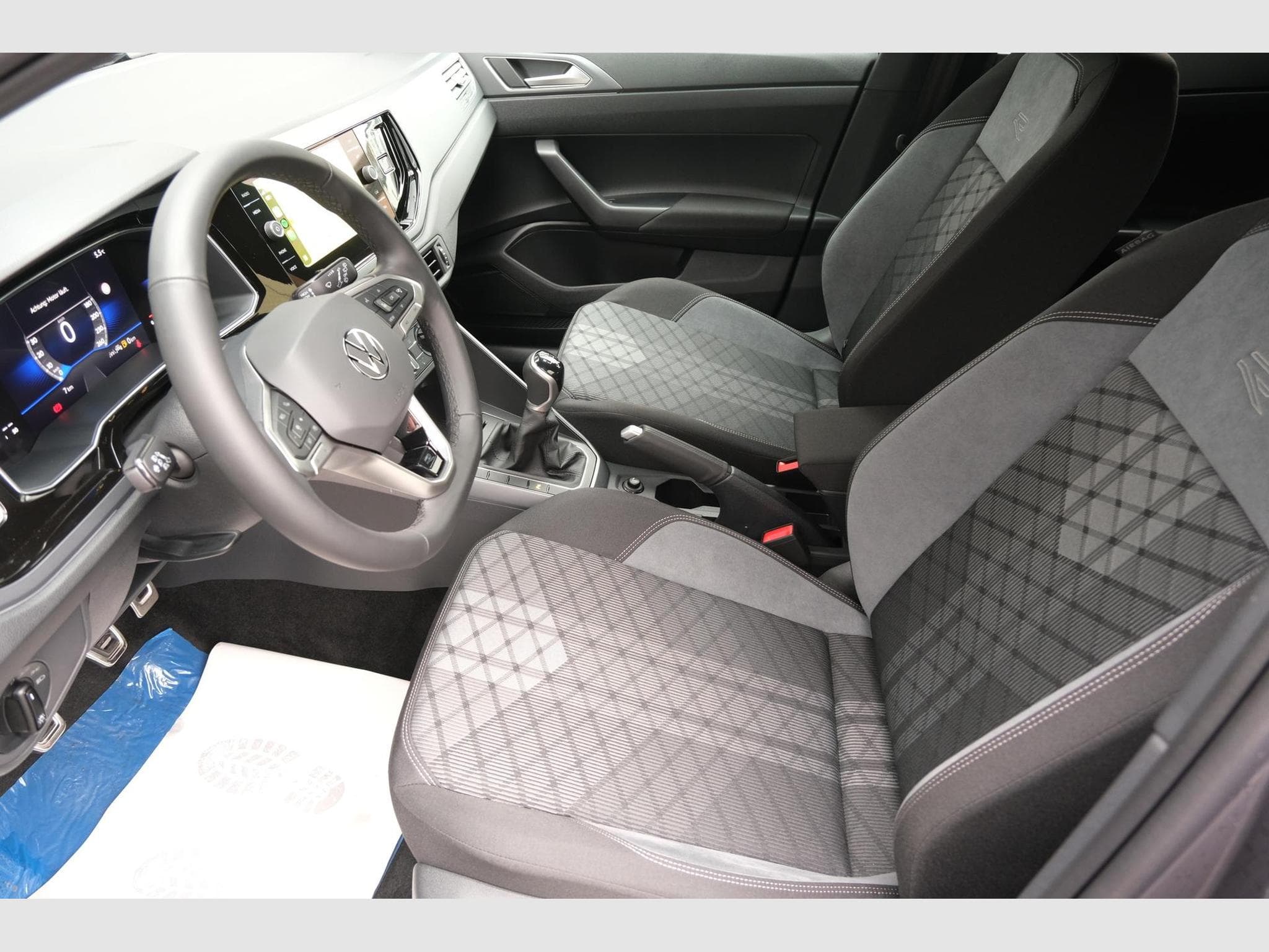 VW Taigo 1.0 TSI R-Line (2026) - Photo 13