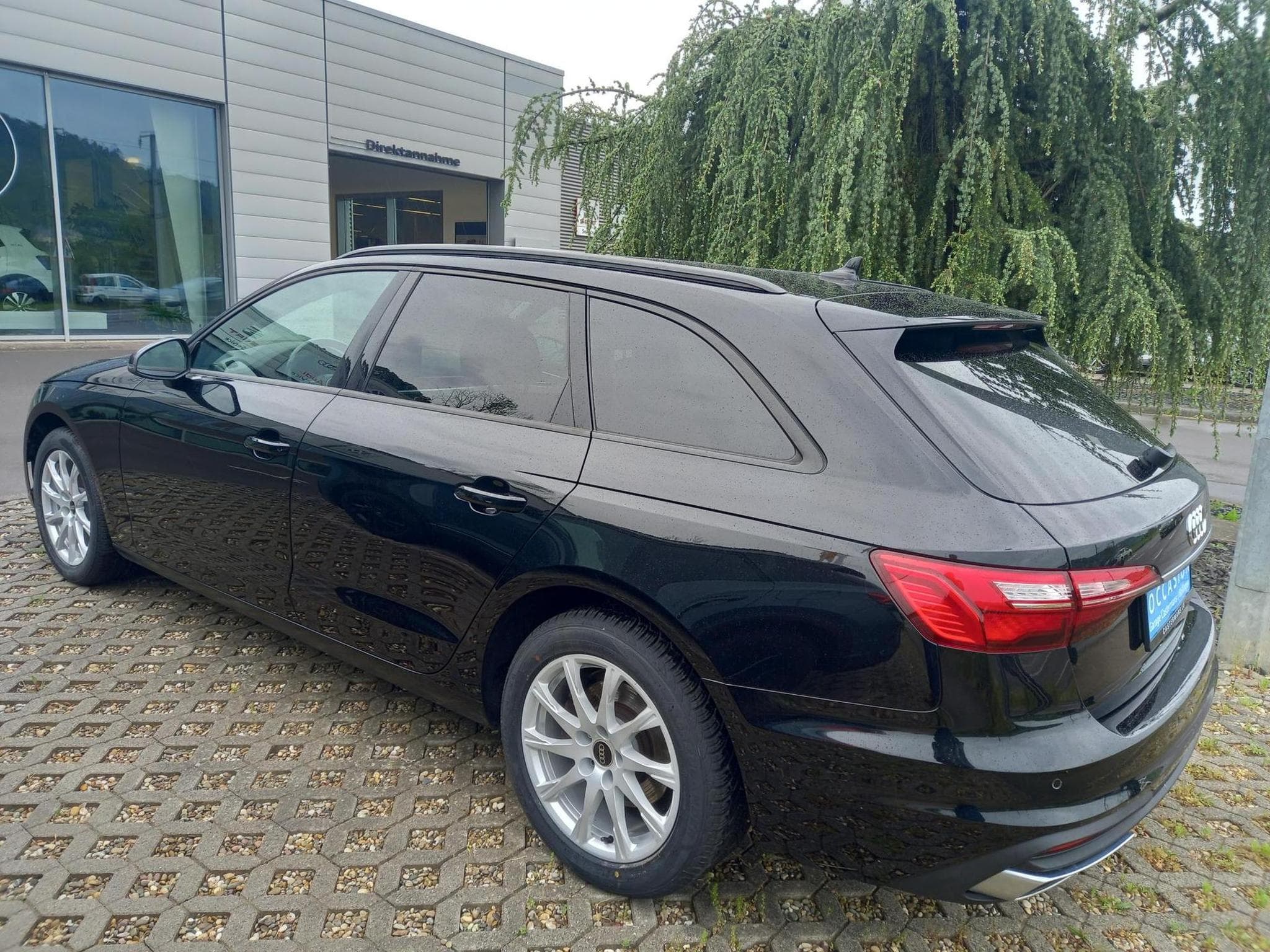 Audi A4 Avant 35 TFSI (2022) - Photo 4
