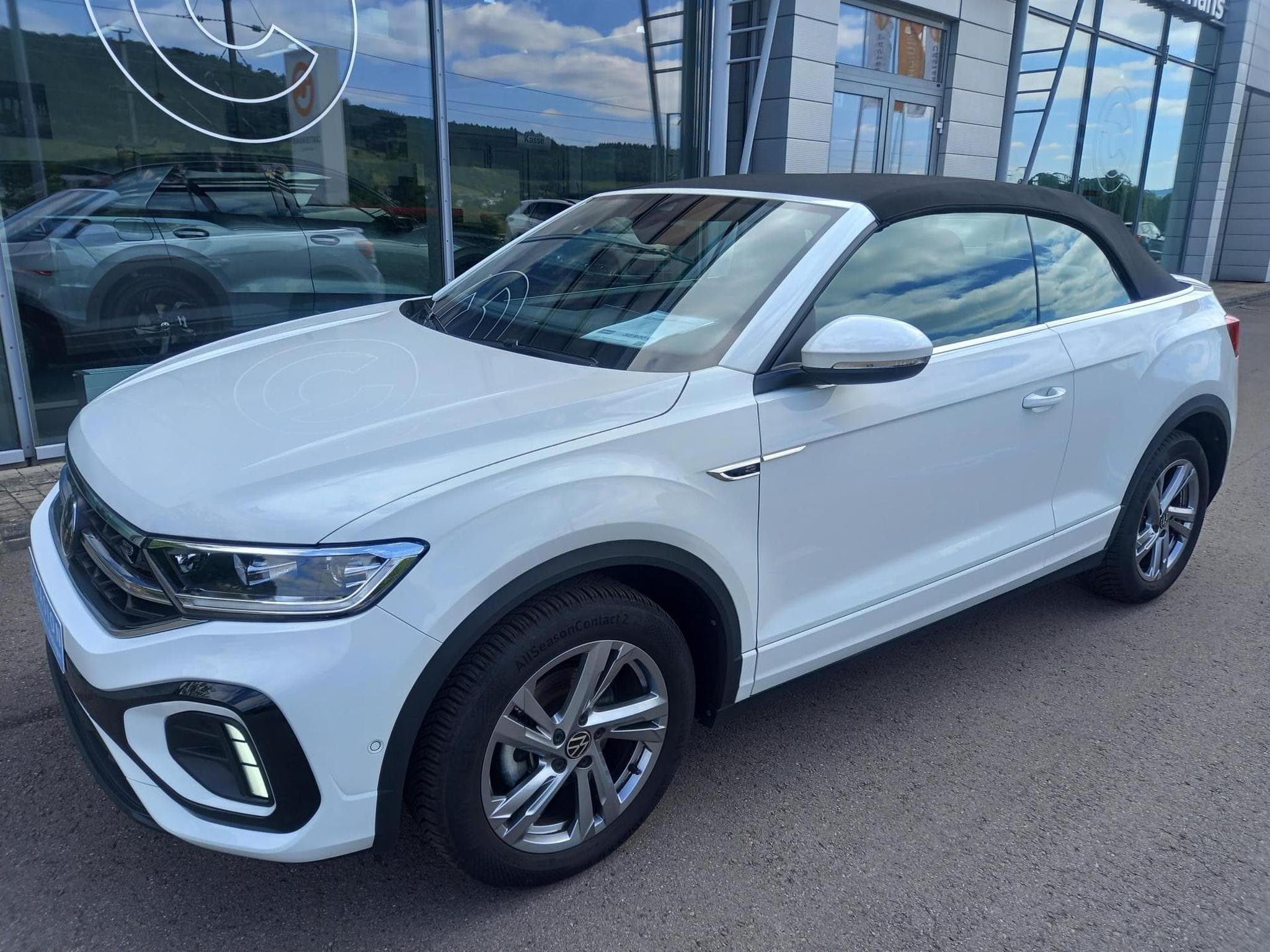 VW T-Roc Cabriolet R-Line 1.5 (2025) - Photo 10