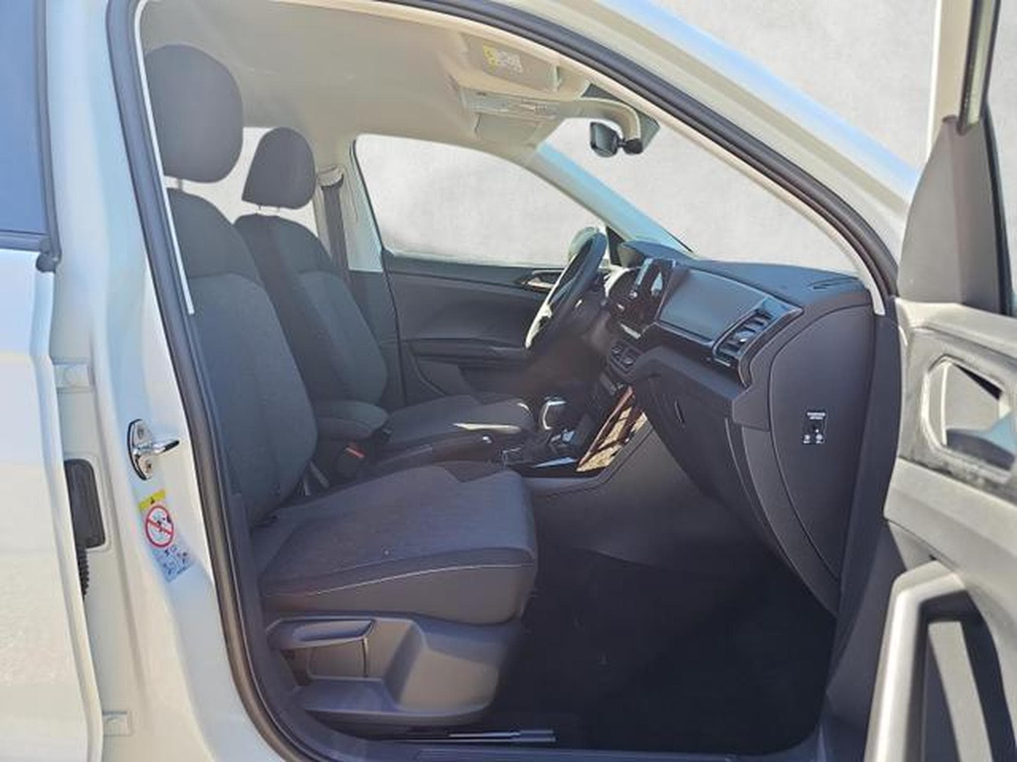 VW T-Cross 1.0 TSI 85 kW Life (2026) - Photo 10