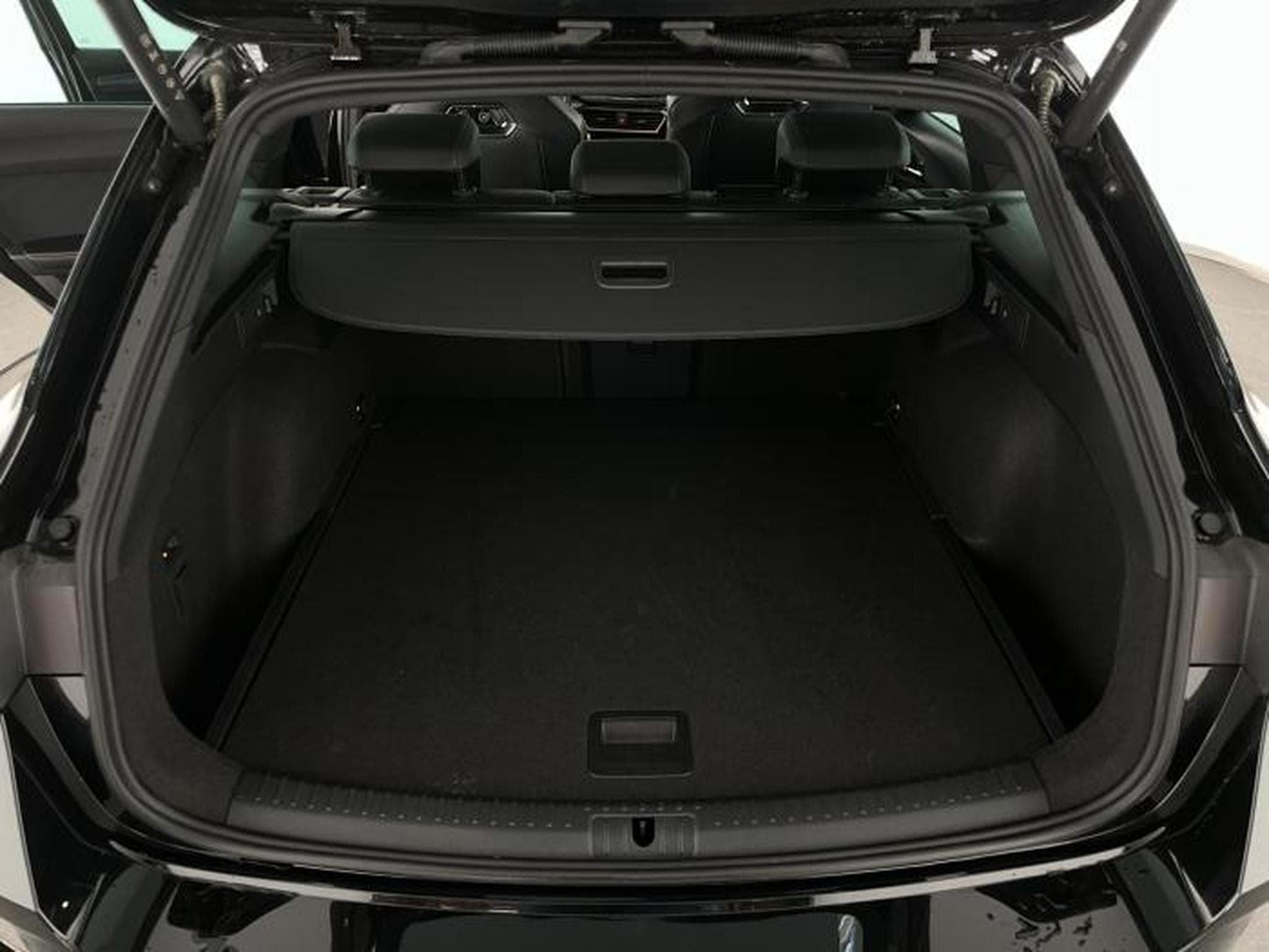 Cupra Leon 2.0 TSI 245kW (2025) - Photo 14