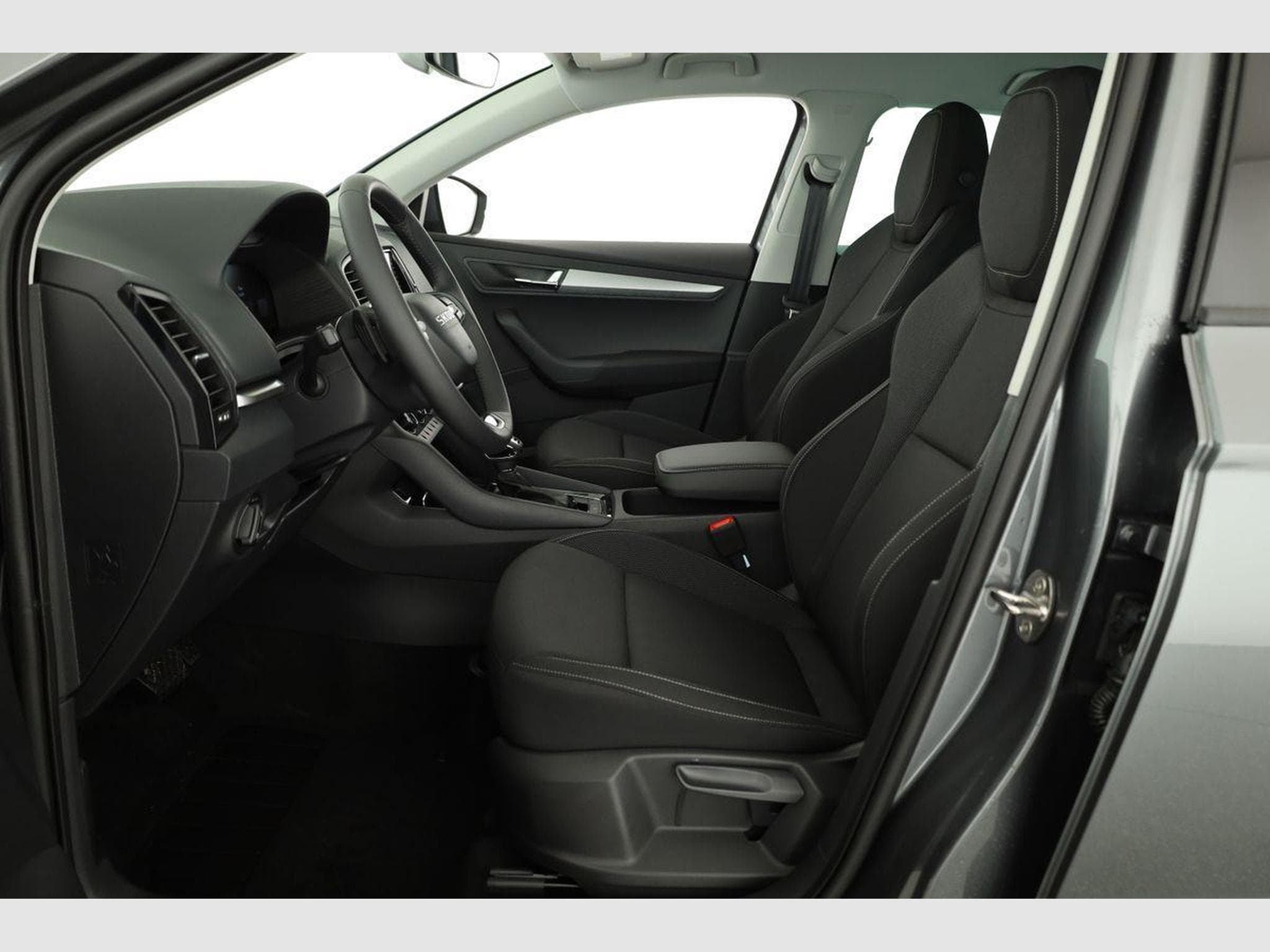 Skoda Karoq Selection 4x4 (2026) - Photo 10