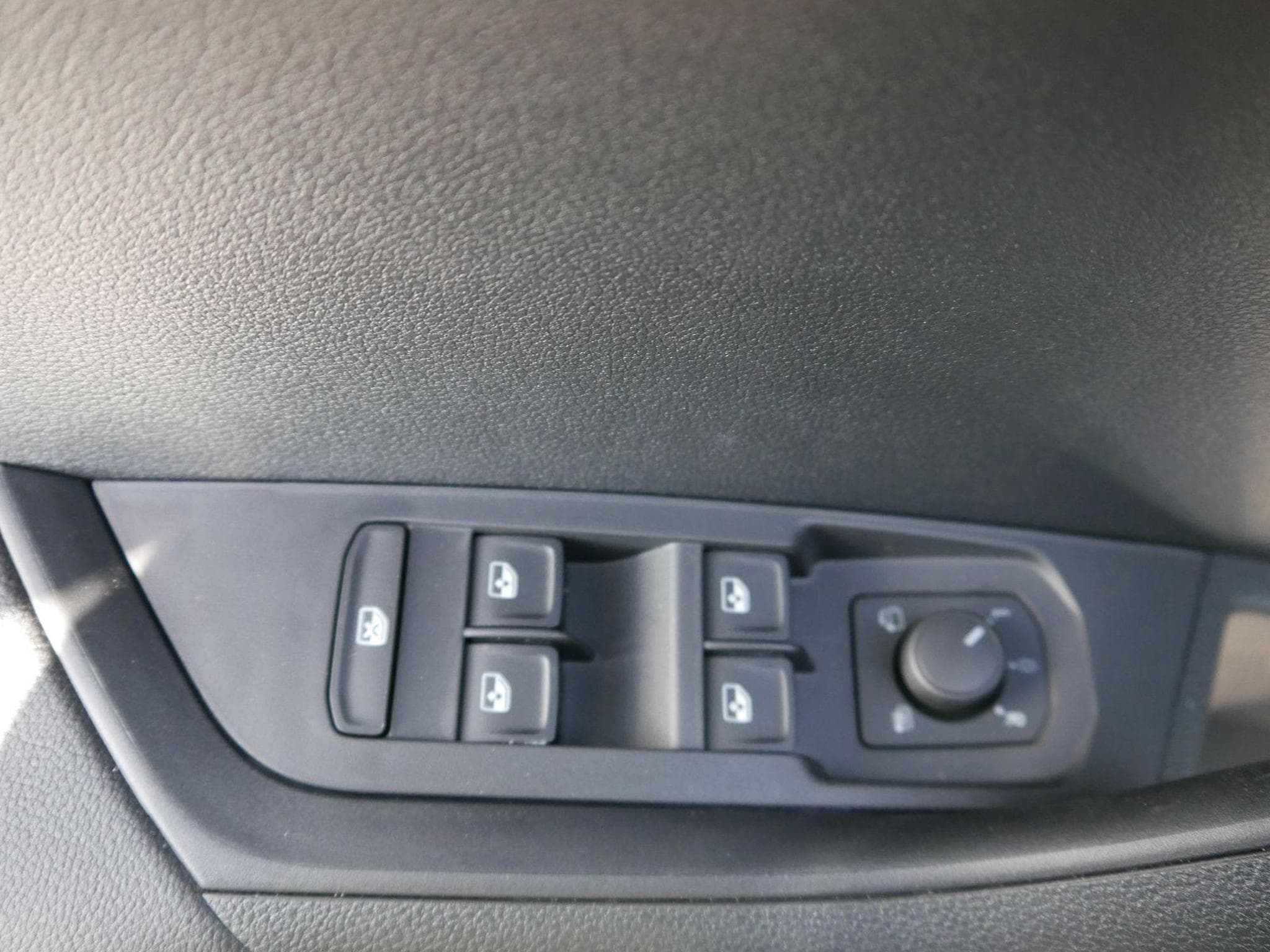 Skoda Karoq Sportline (2026) - Photo 7