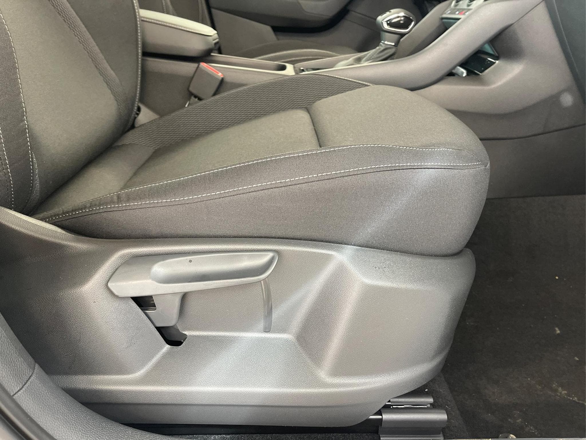 Skoda Karoq Selection (2026) - Photo 14