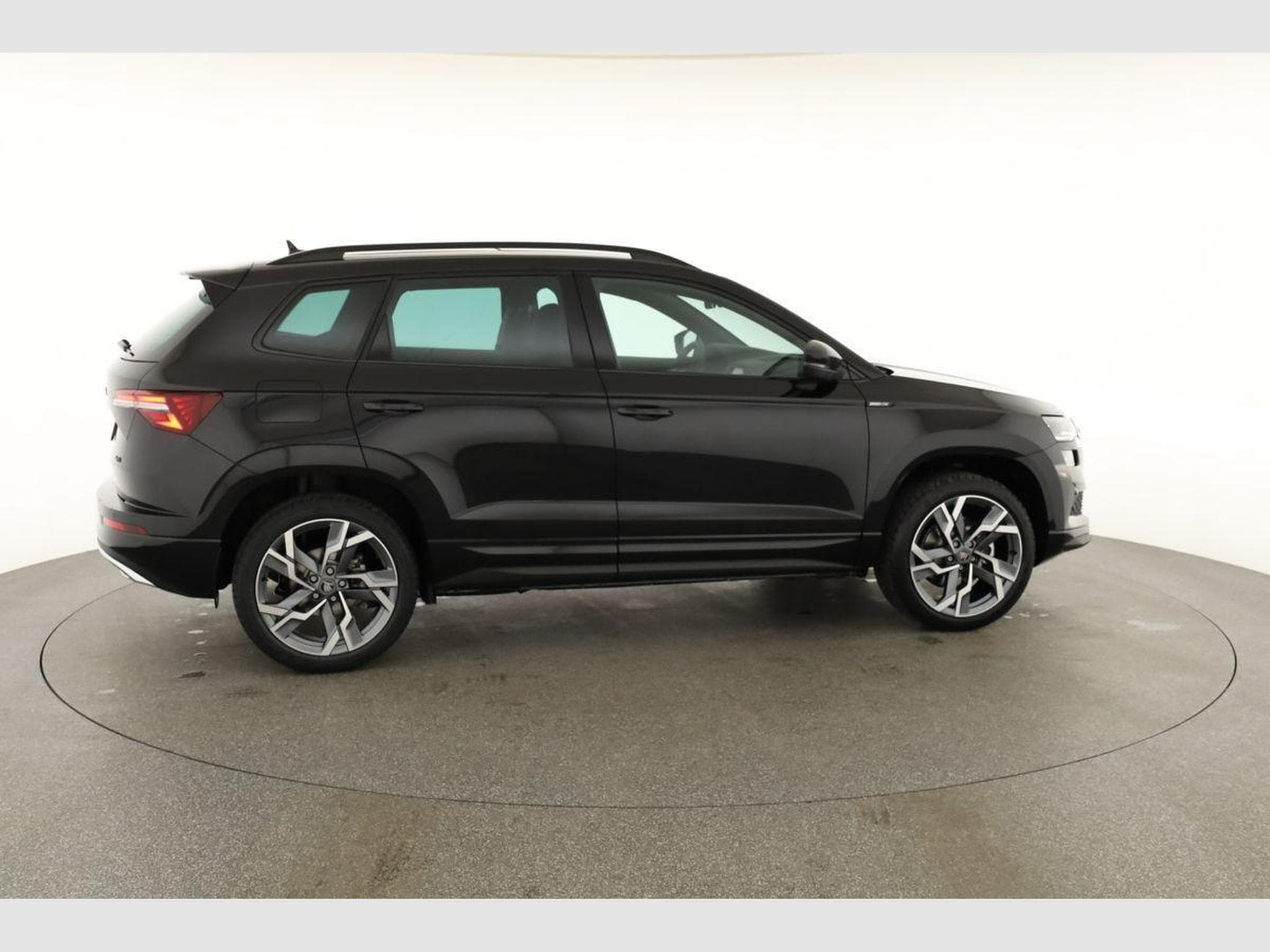Skoda Karoq Sportline 4x4 (2026) - Photo 23