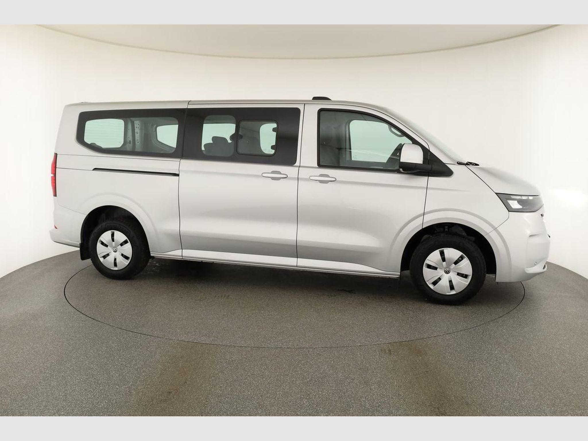 VW T7 2.0 TDI 110 kW LR (2026) - Photo 20