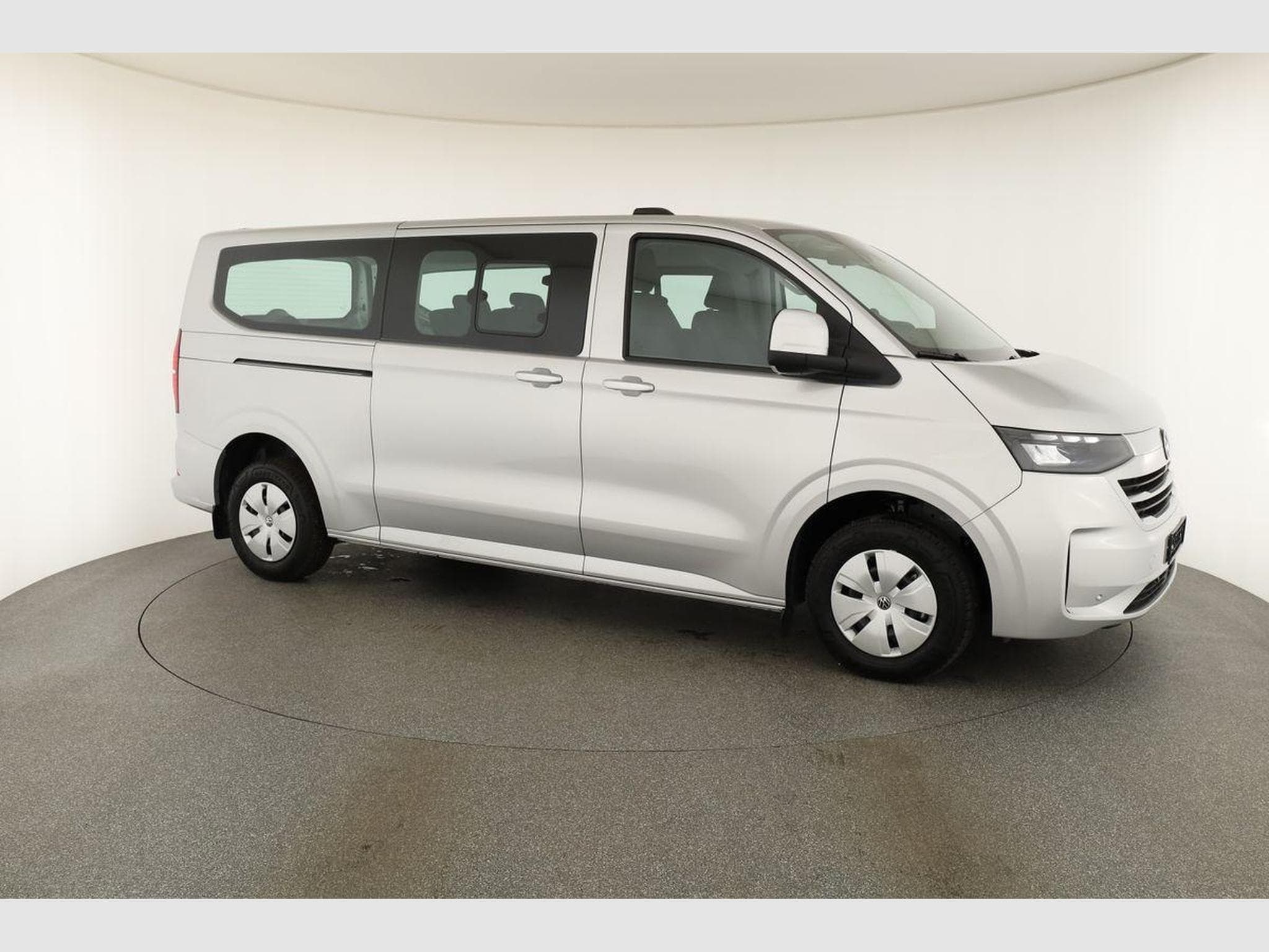 VW T7 2.0 TDI 110 kW LR (2026) - Photo 21