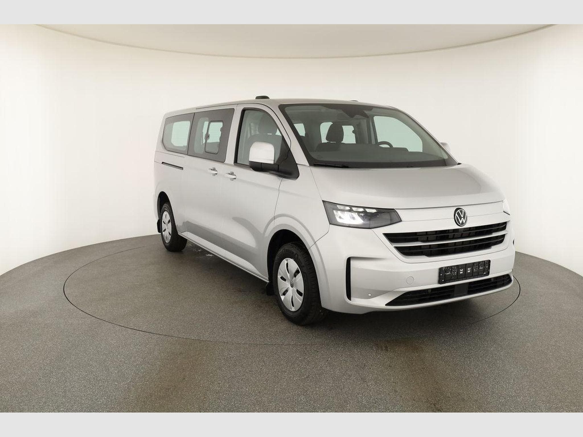 VW T7 2.0 TDI 110 kW LR (2026) - Photo 23