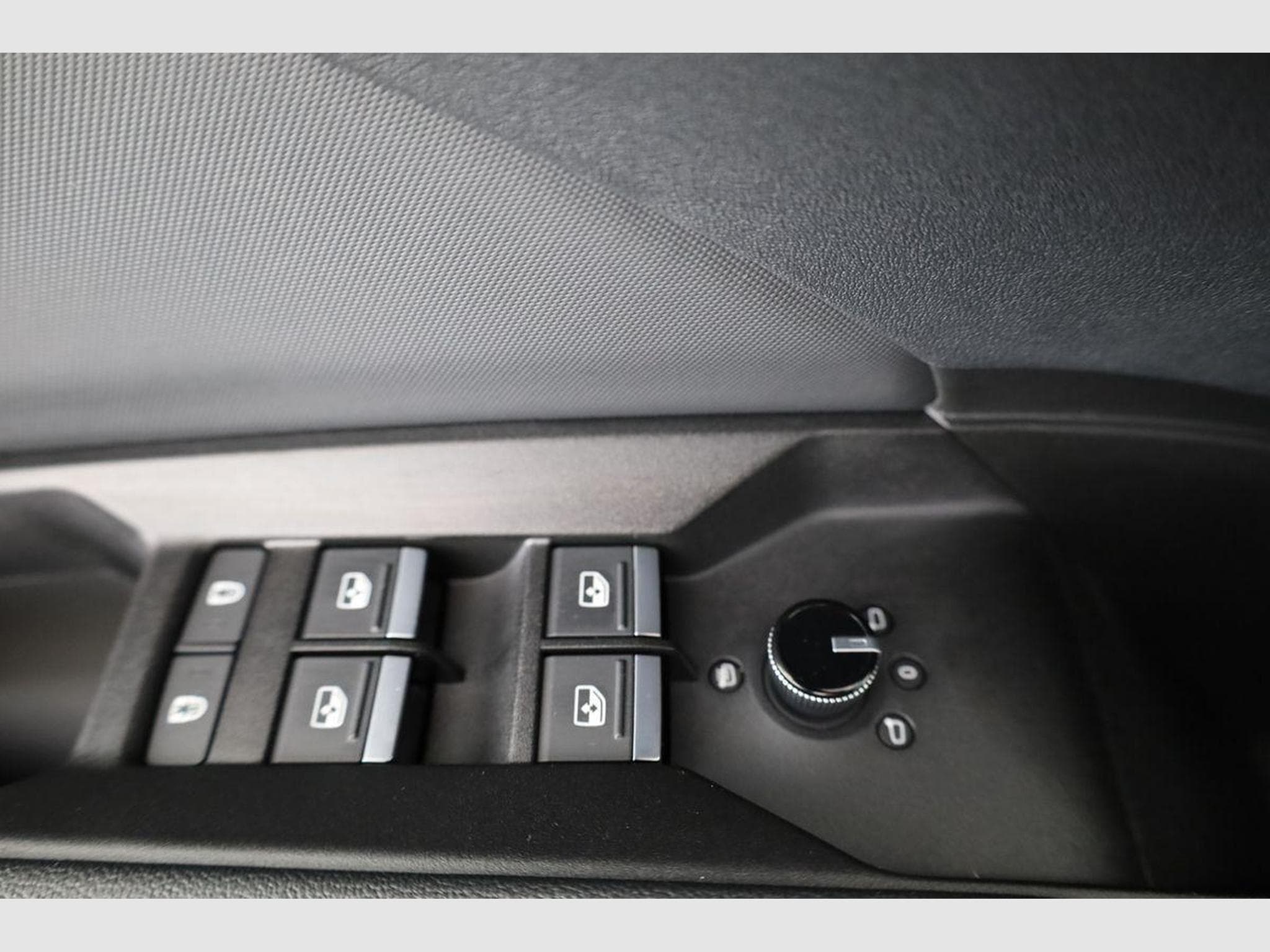 Audi Q4 e-tron 45 e-tron basis quattro (2026) - Photo 10