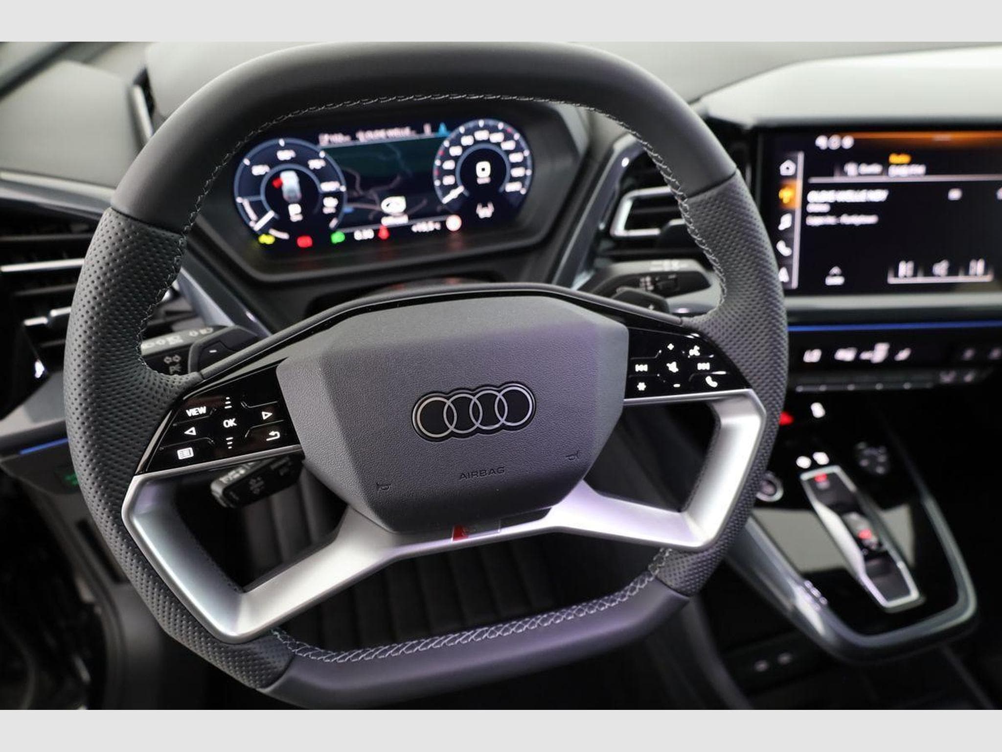 Audi Q4 e-tron 45 e-tron basis quattro (2026) - Photo 7