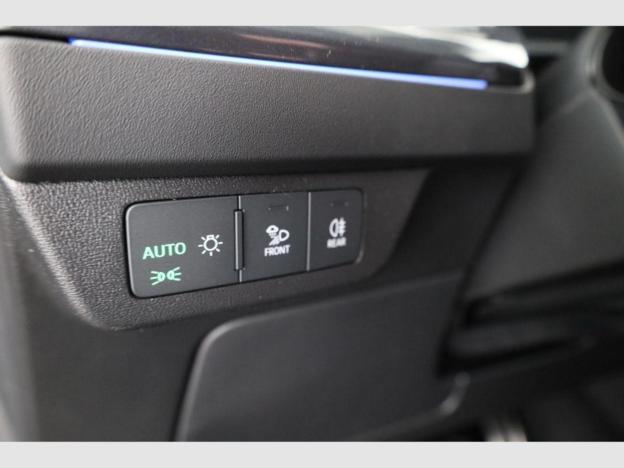 Audi Q4 e-tron 45 e-tron basis quattro (2026) - Photo 9