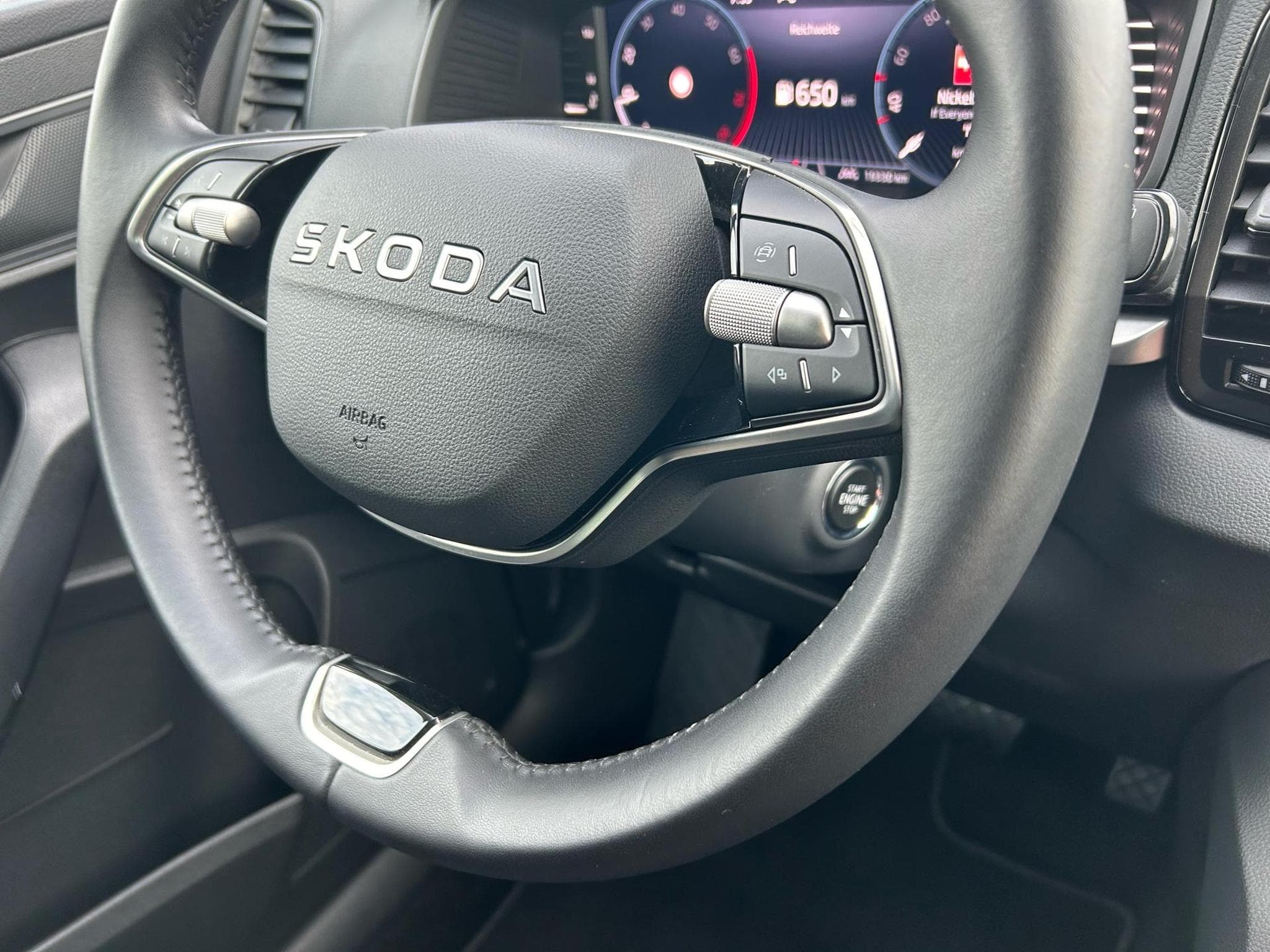 Skoda Karoq Selection (2025) - Photo 7