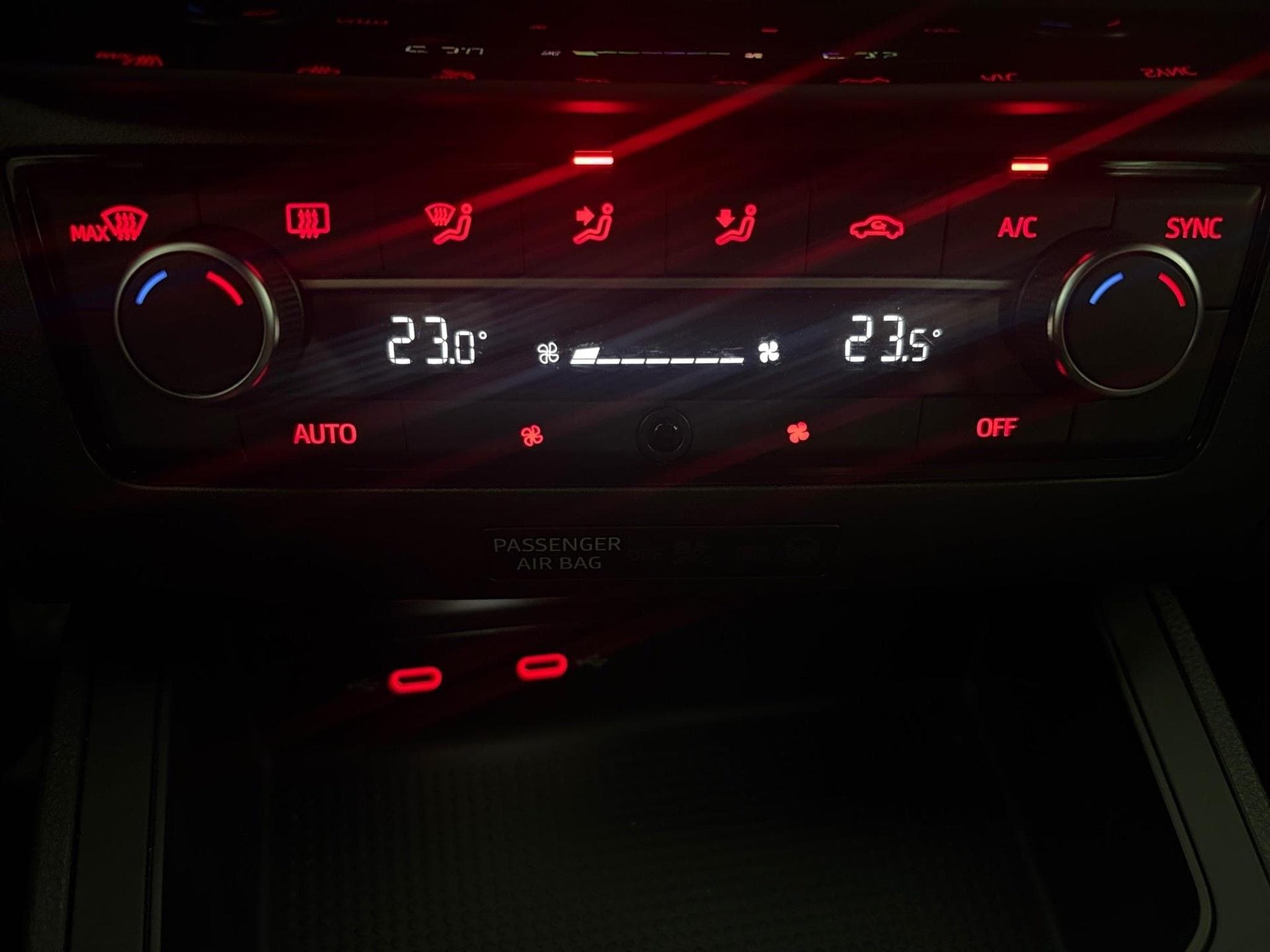 Seat Ibiza -20% 1.0 TSI 115cv +MIRRORLINK+CAM+LED+Options (2025) - Photo 12