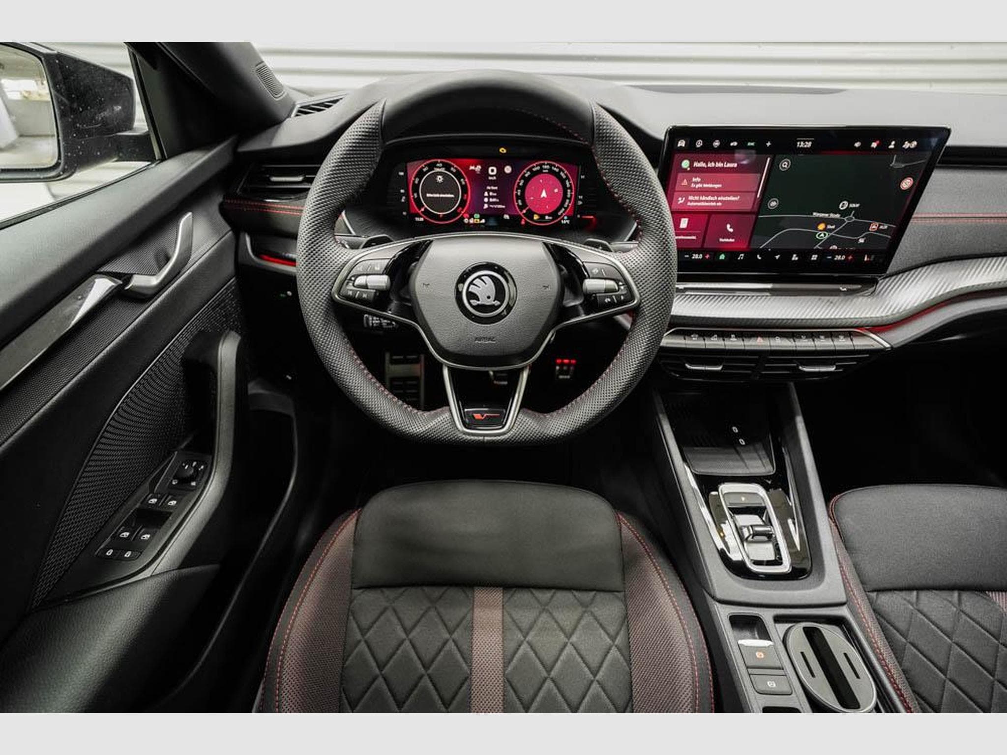 Skoda Octavia Kombi 2,0 TSI (2025) - Photo 7