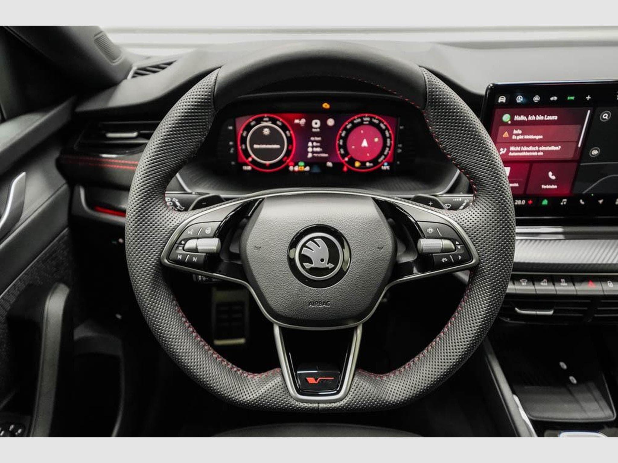 Skoda Octavia Kombi 2,0 TSI (2025) - Photo 8