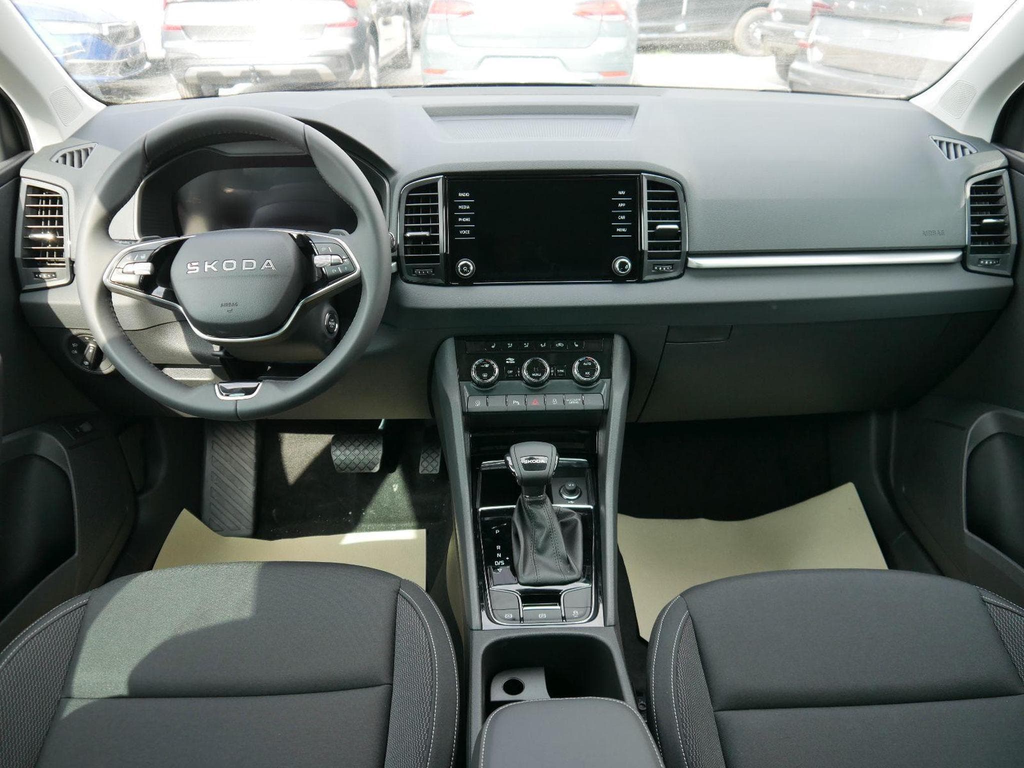 Skoda Karoq 130 Jahre (2025) - Photo 11