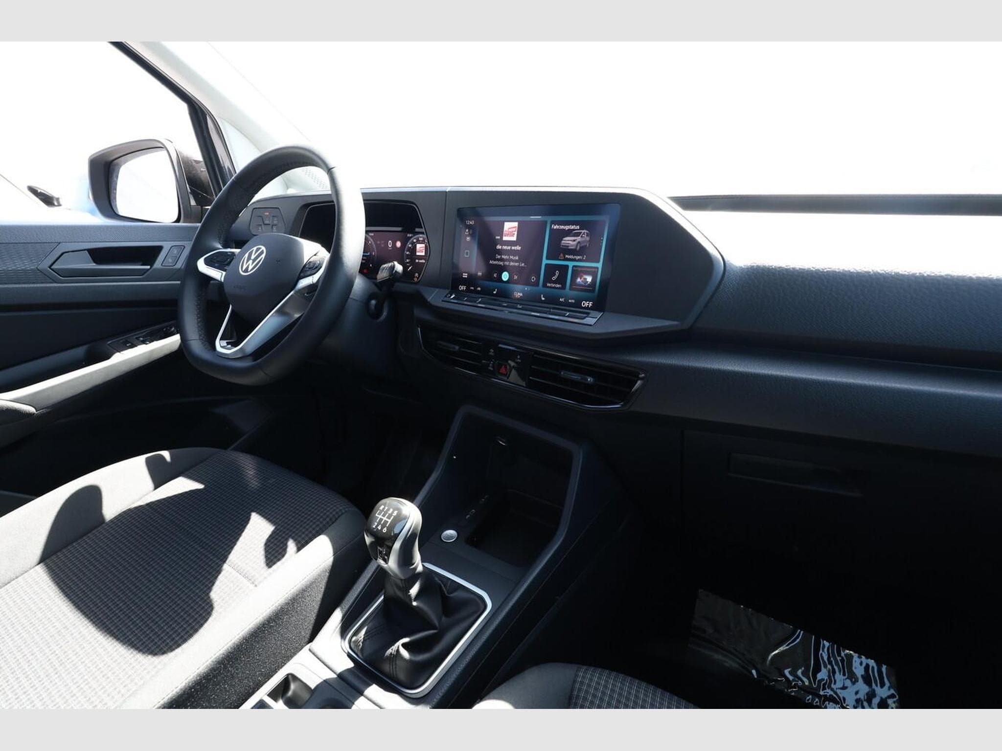 VW Caddy Life (2026) - Photo 9