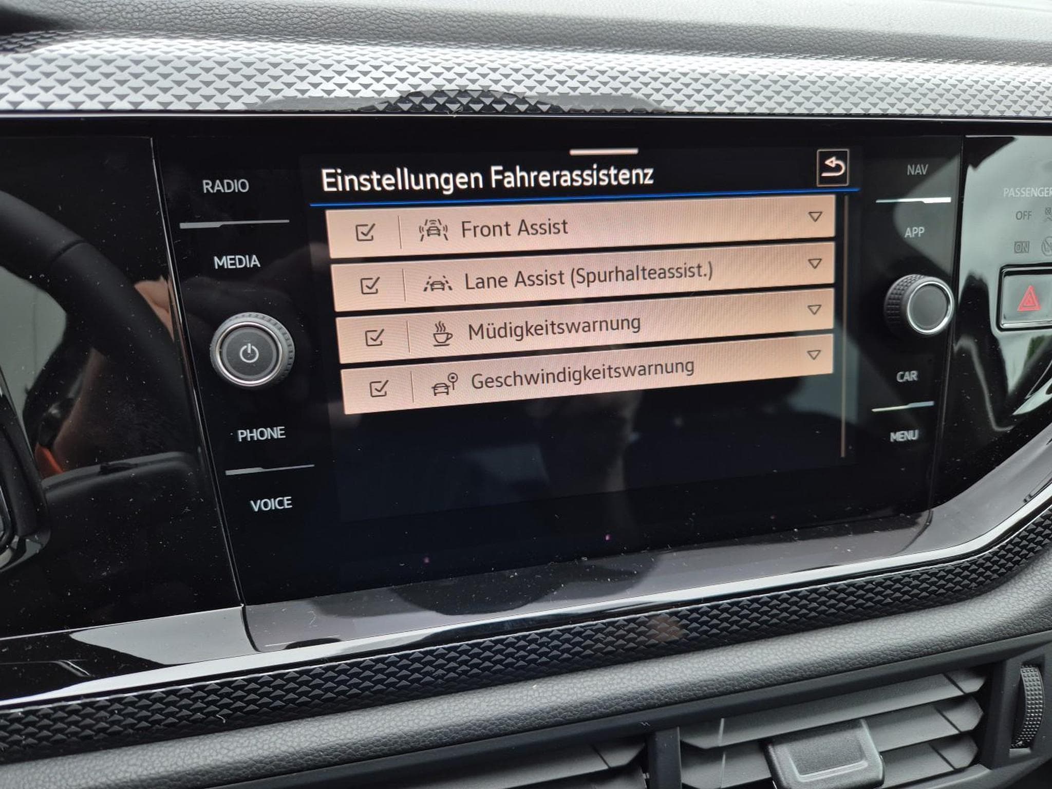VW Taigo 1.0 TSI 116PS (2026) - Photo 18