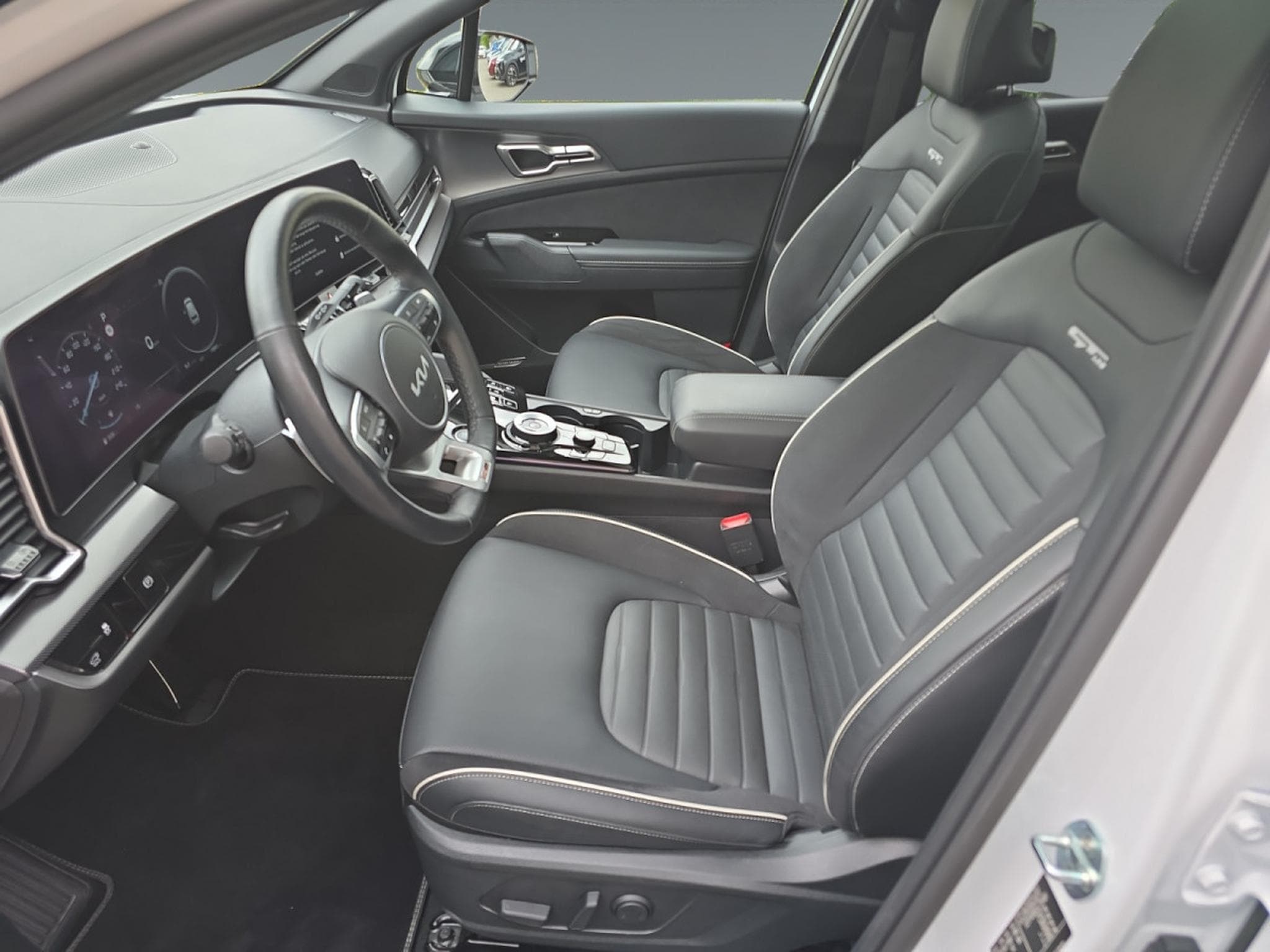 Kia Sportage GT Line 1.6 T-GDi 48V 7DCT (2025) - Foto 9