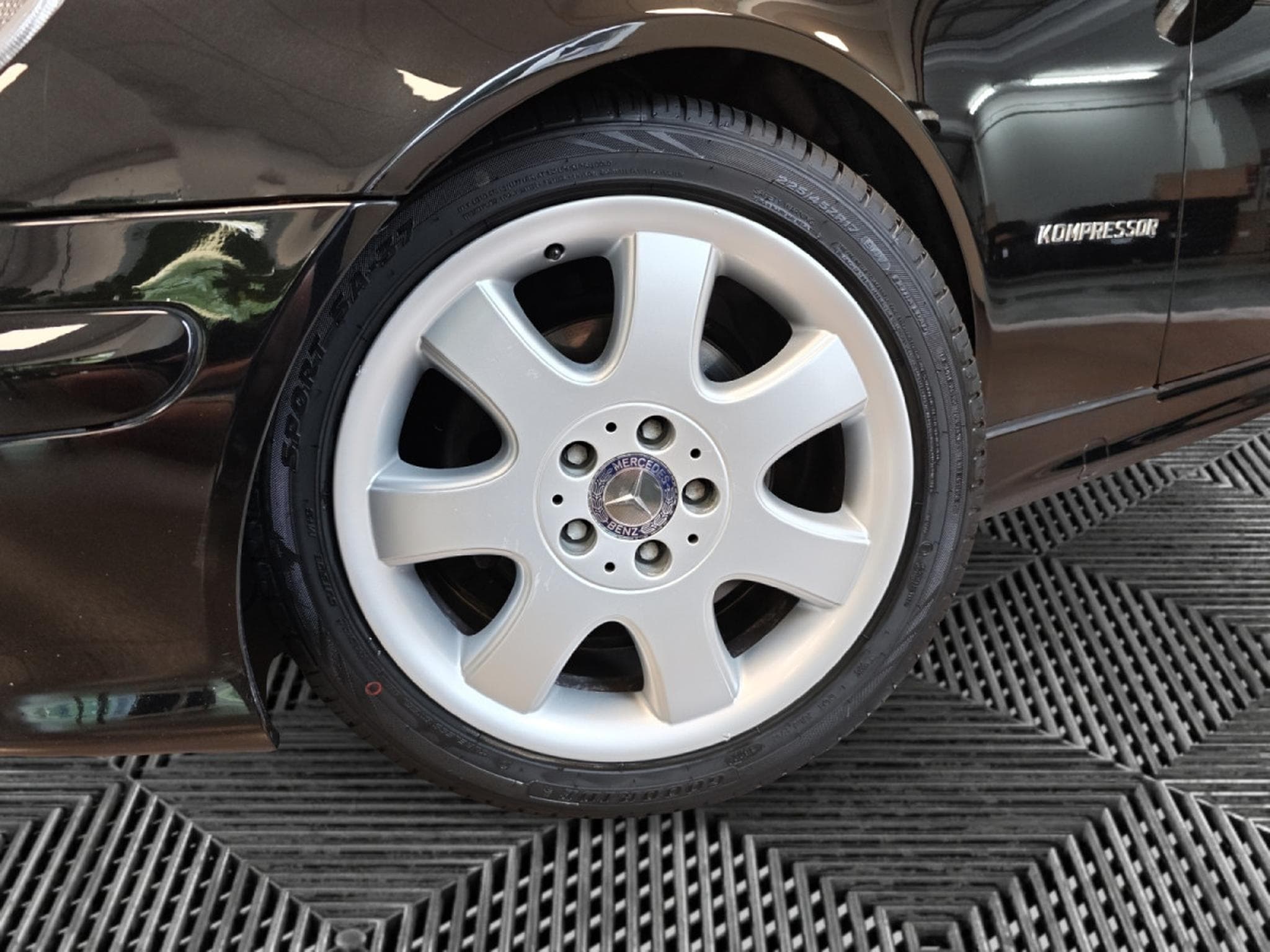 Mercedes SLK 230 Kompressor 230 (2002) - Foto 21