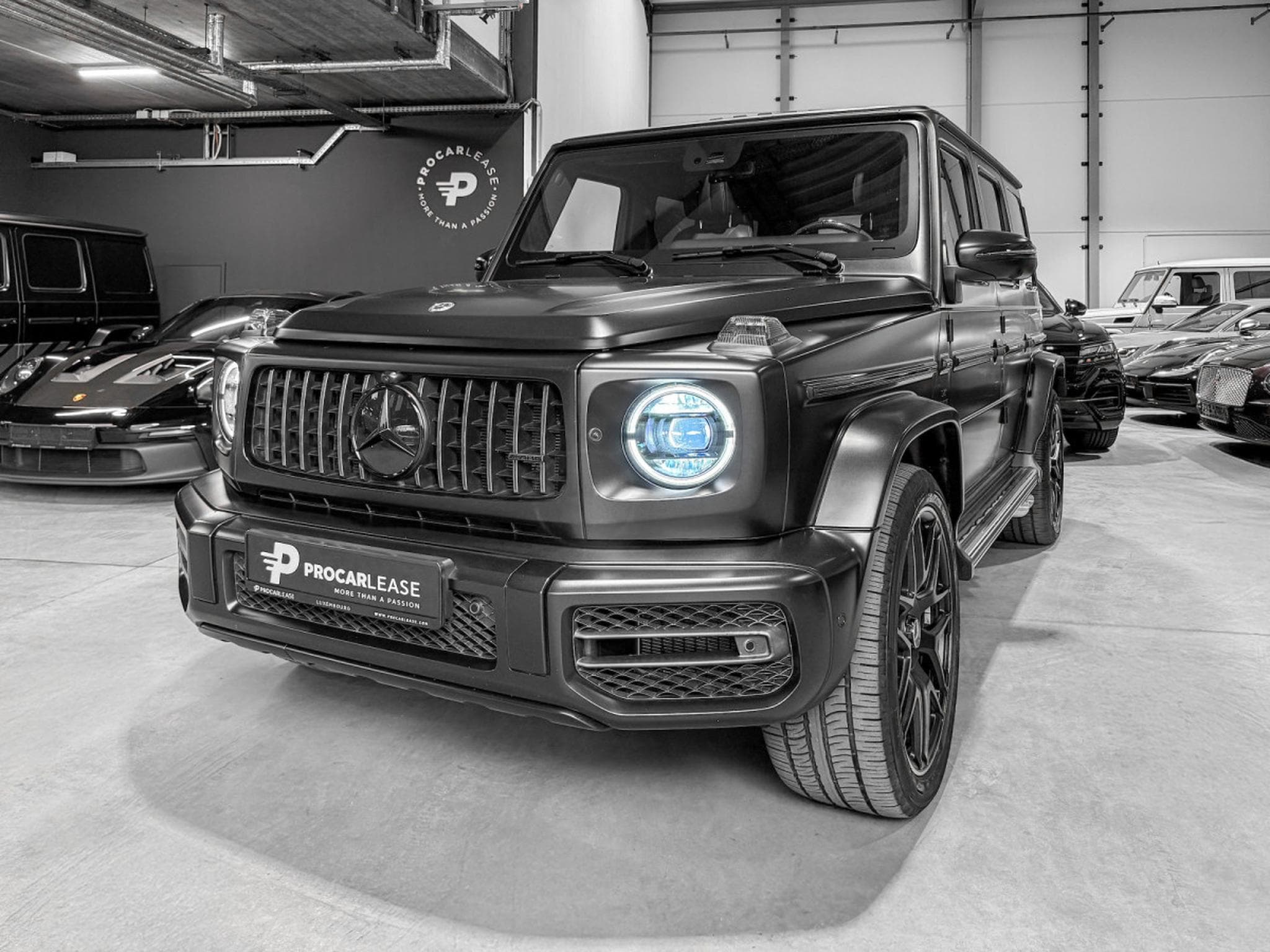 Mercedes G 63 AMG G63 AMG/DVD PAKET/22/CARBON/360/TV/VOLL/MAGNO (2022) - Photo 1