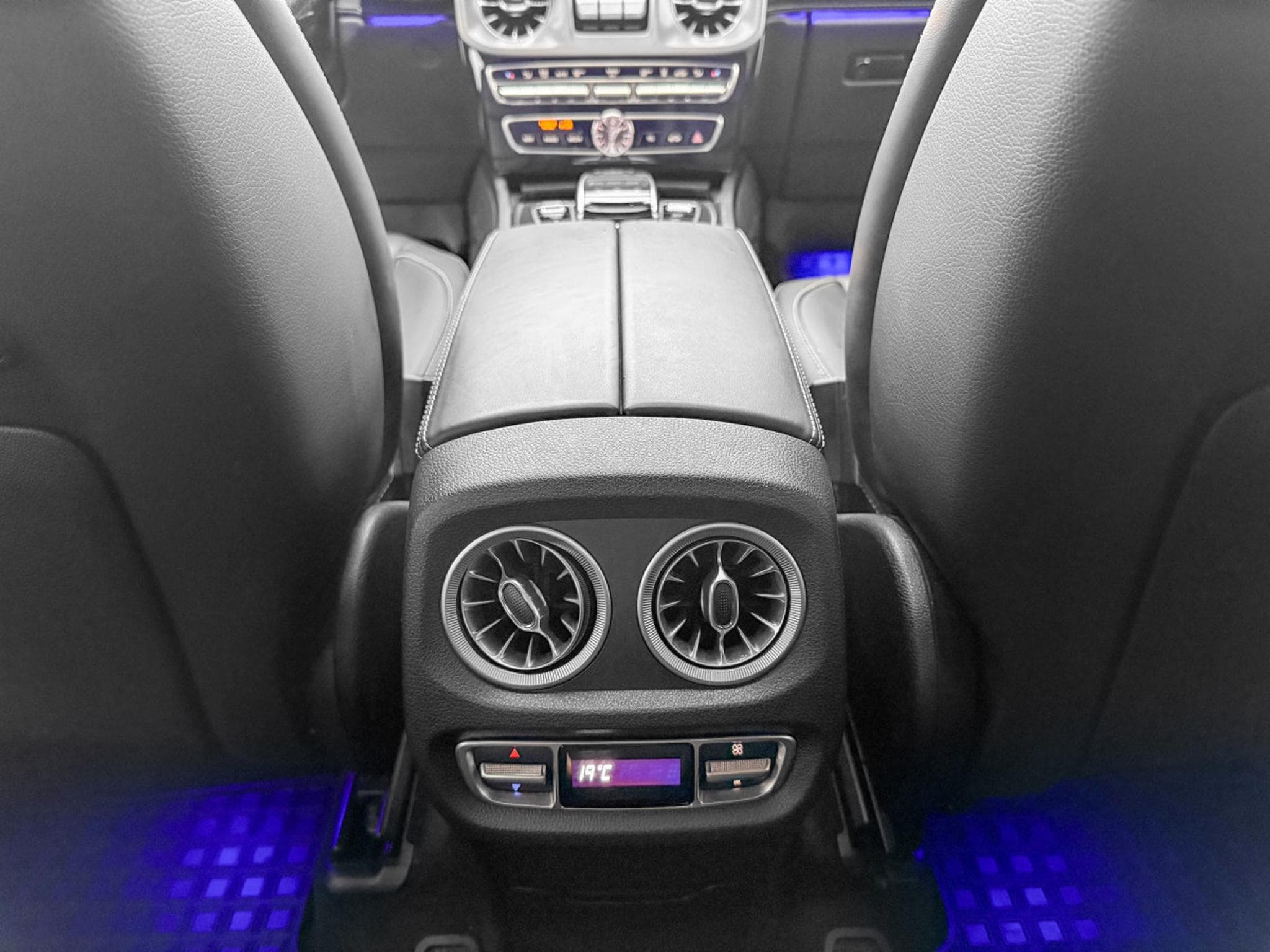 Mercedes G 63 AMG G63 AMG/DVD PAKET/22/CARBON/360/TV/VOLL/MAGNO (2022) - Photo 20