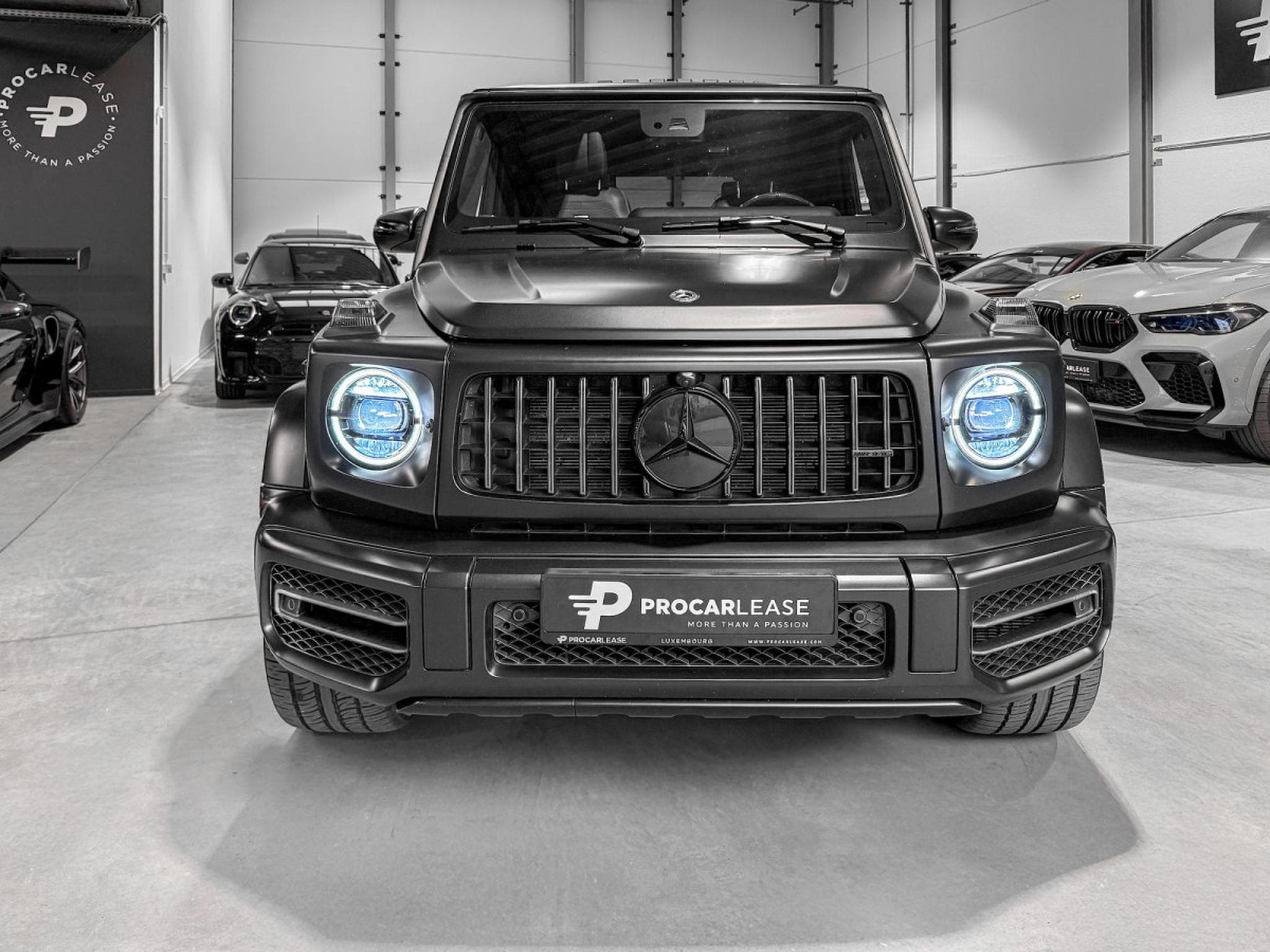 Mercedes G 63 AMG G63 AMG/DVD PAKET/22/CARBON/360/TV/VOLL/MAGNO (2022) - Photo 3