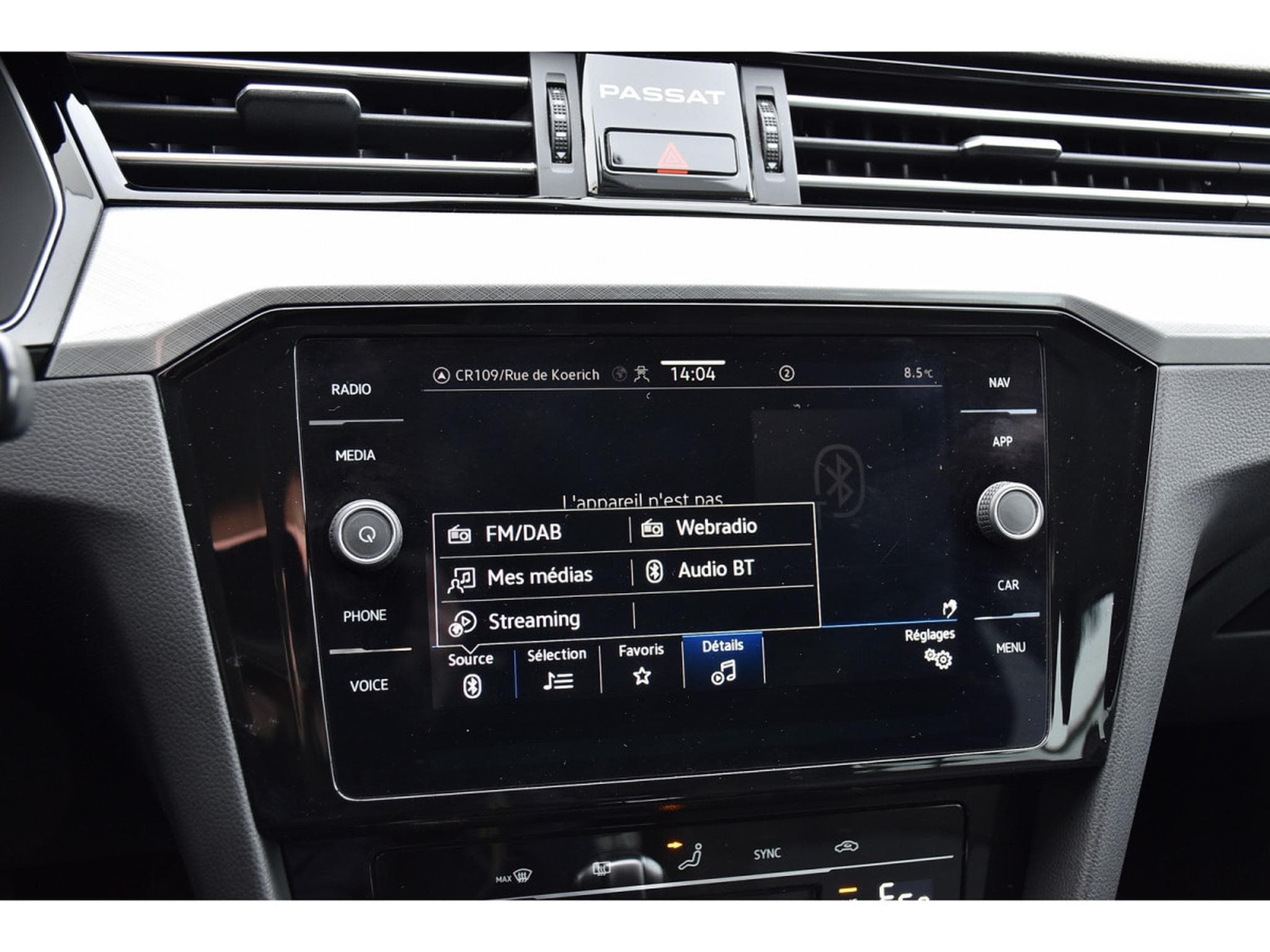 VW Passat 1.4 TSI GTE DSG ACC GPS LANE CARNET (2021) - Photo 11