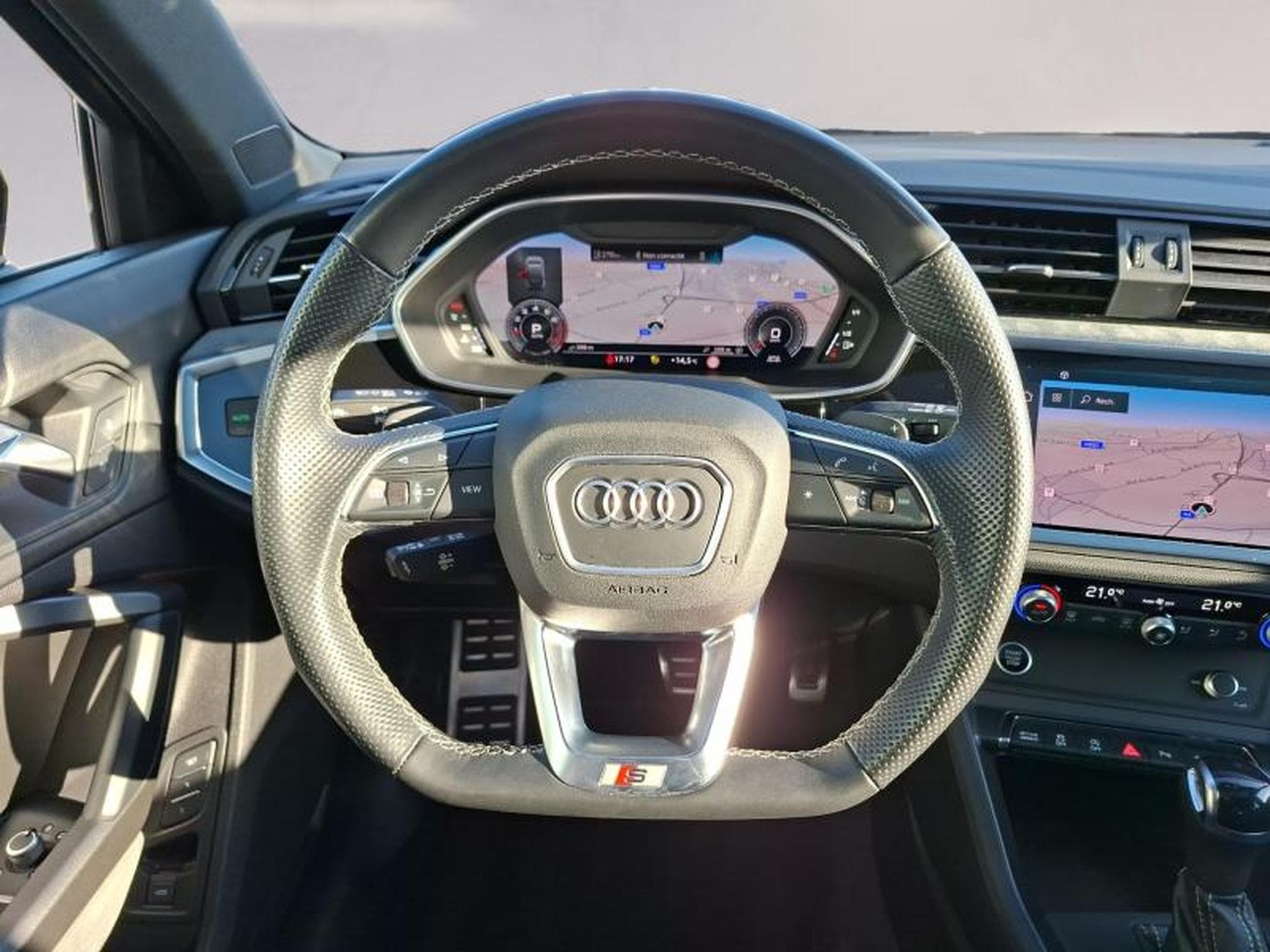 Audi Q3 Q3 Sportbag Black Edition S-line (2021) - Foto 15