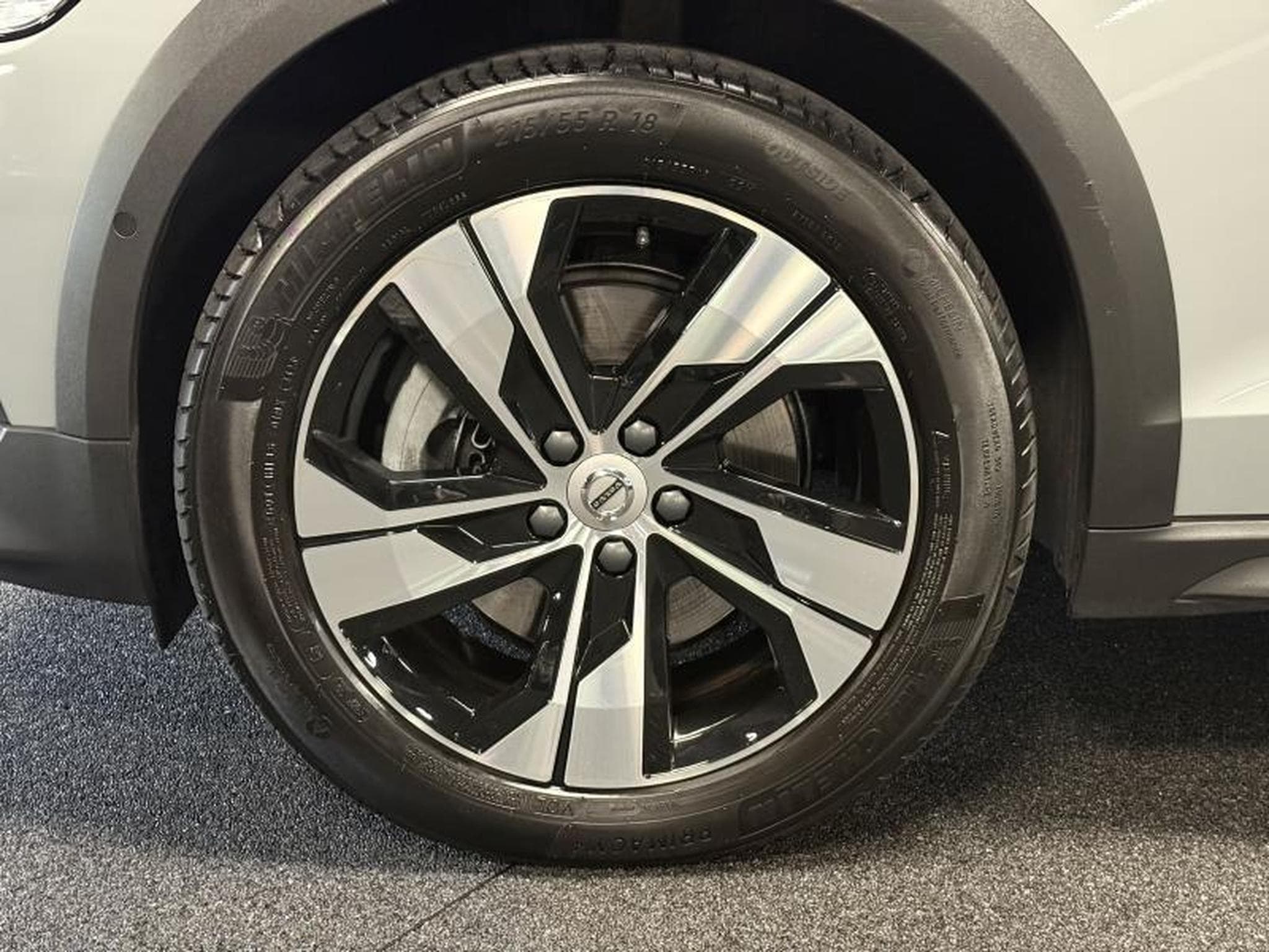 Volvo V60 Plus Bright B4 AWD (2024) - Photo 4