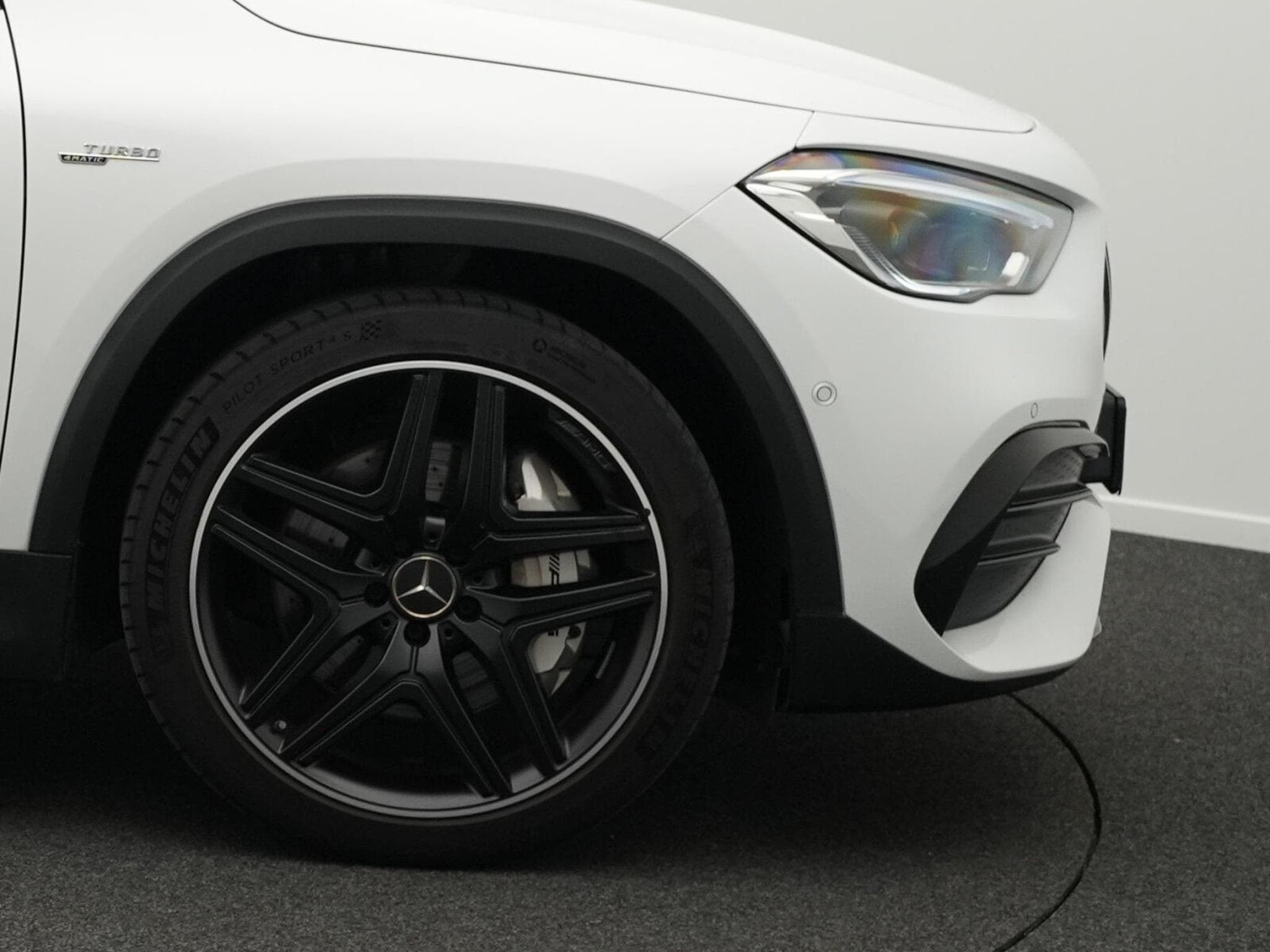 Mercedes GLA 35 AMG 4MATIC (2021) - Foto 6